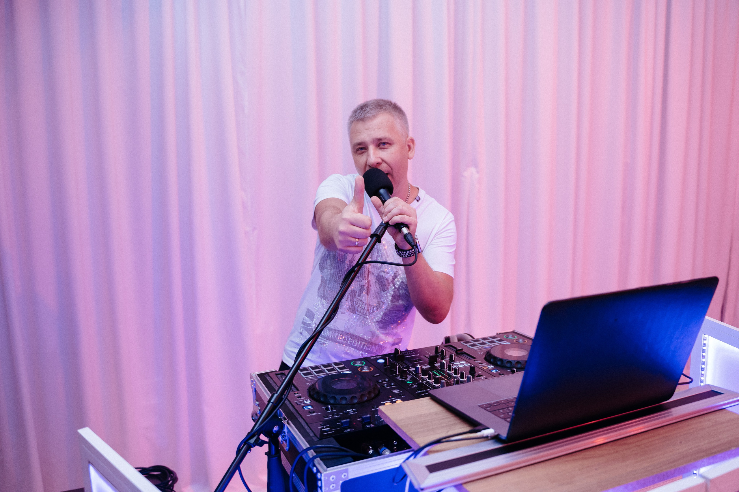 Ави Центр. Свадебный фотограф в Симферополе