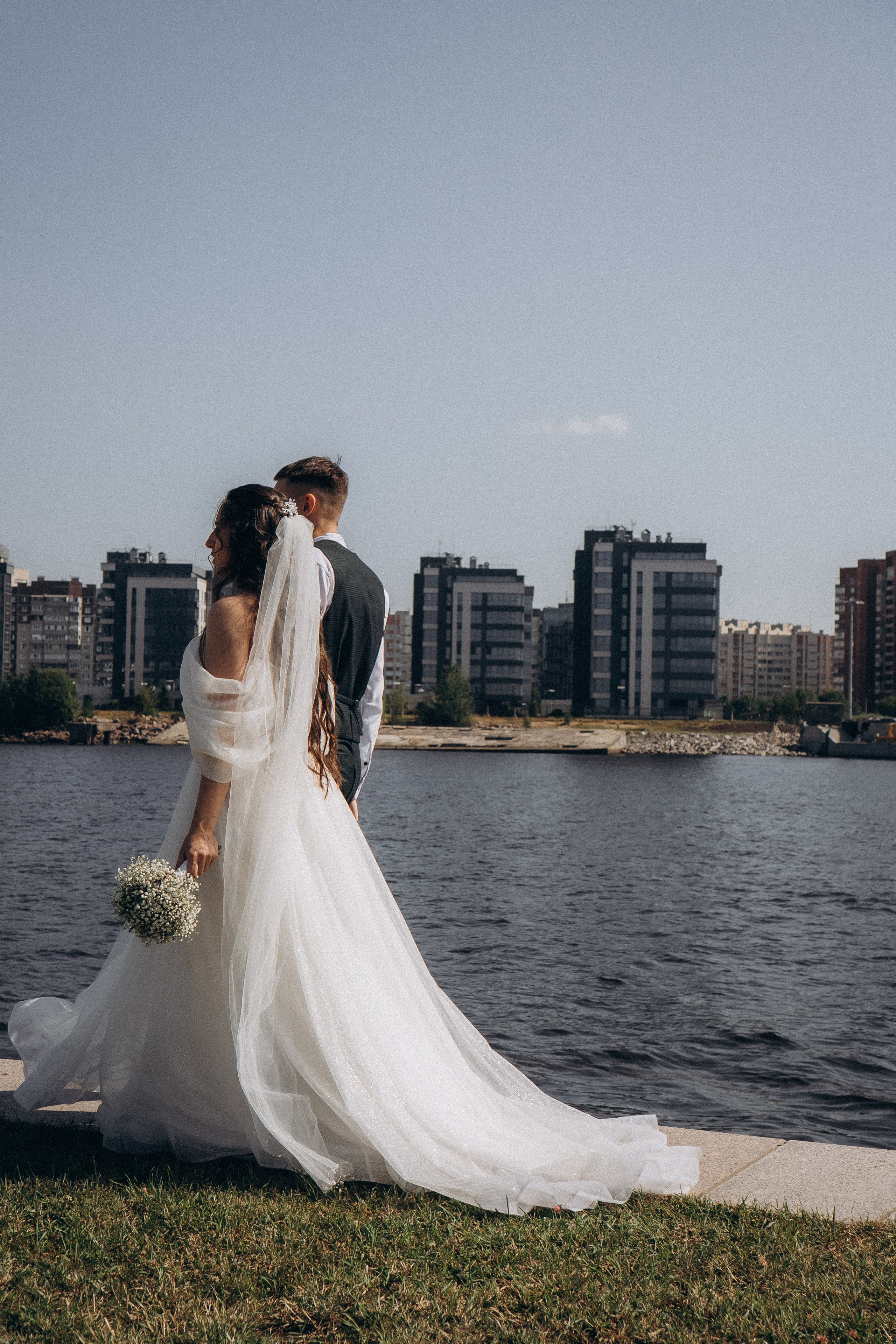 СВАДЕБНАЯ СЬЕМК В ПАРКЕ 300-ЛЕТИЯ. Профессиональный фотограф, Санкт-Петербург — Виктория Богомолова
