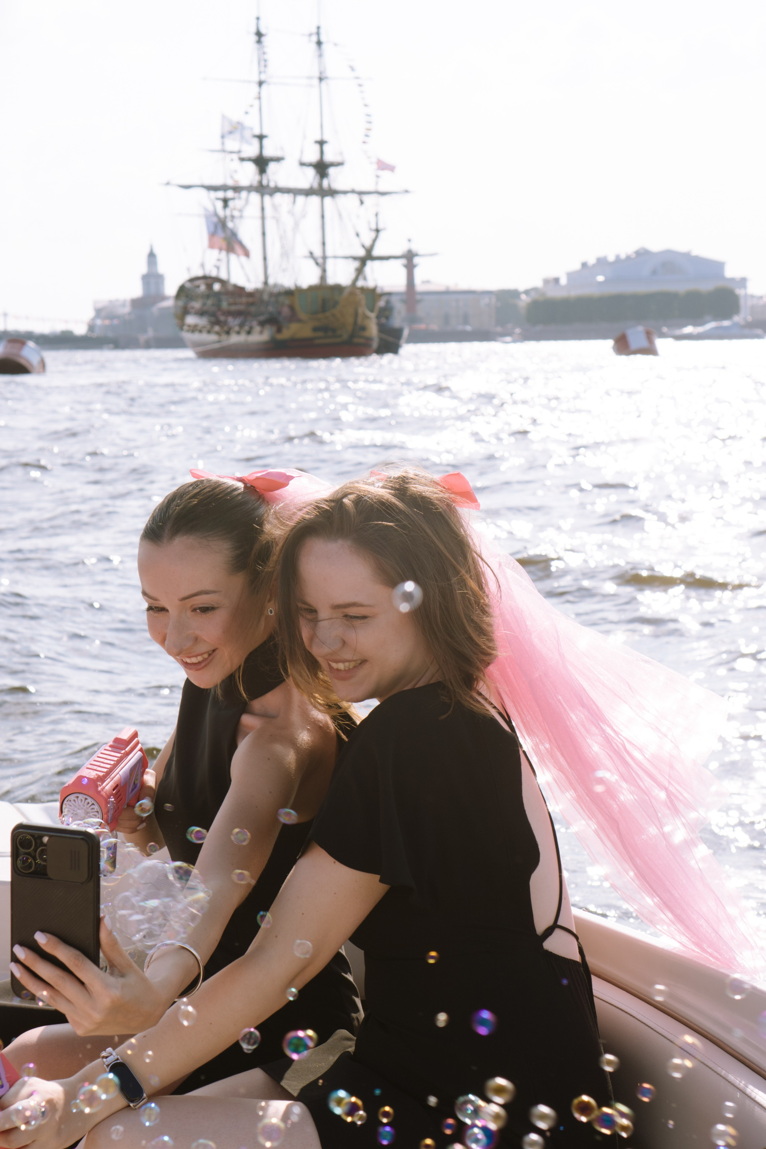 ДЕВИЧНИК НА КАТЕРЕ. Профессиональный фотограф, Санкт-Петербург — Виктория Богомолова