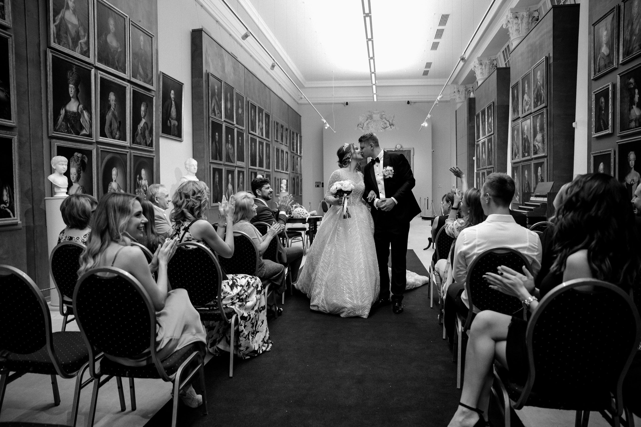 Камилла & Илья (полный день). Свадебный и семейный фотограф Скрынник Светлана