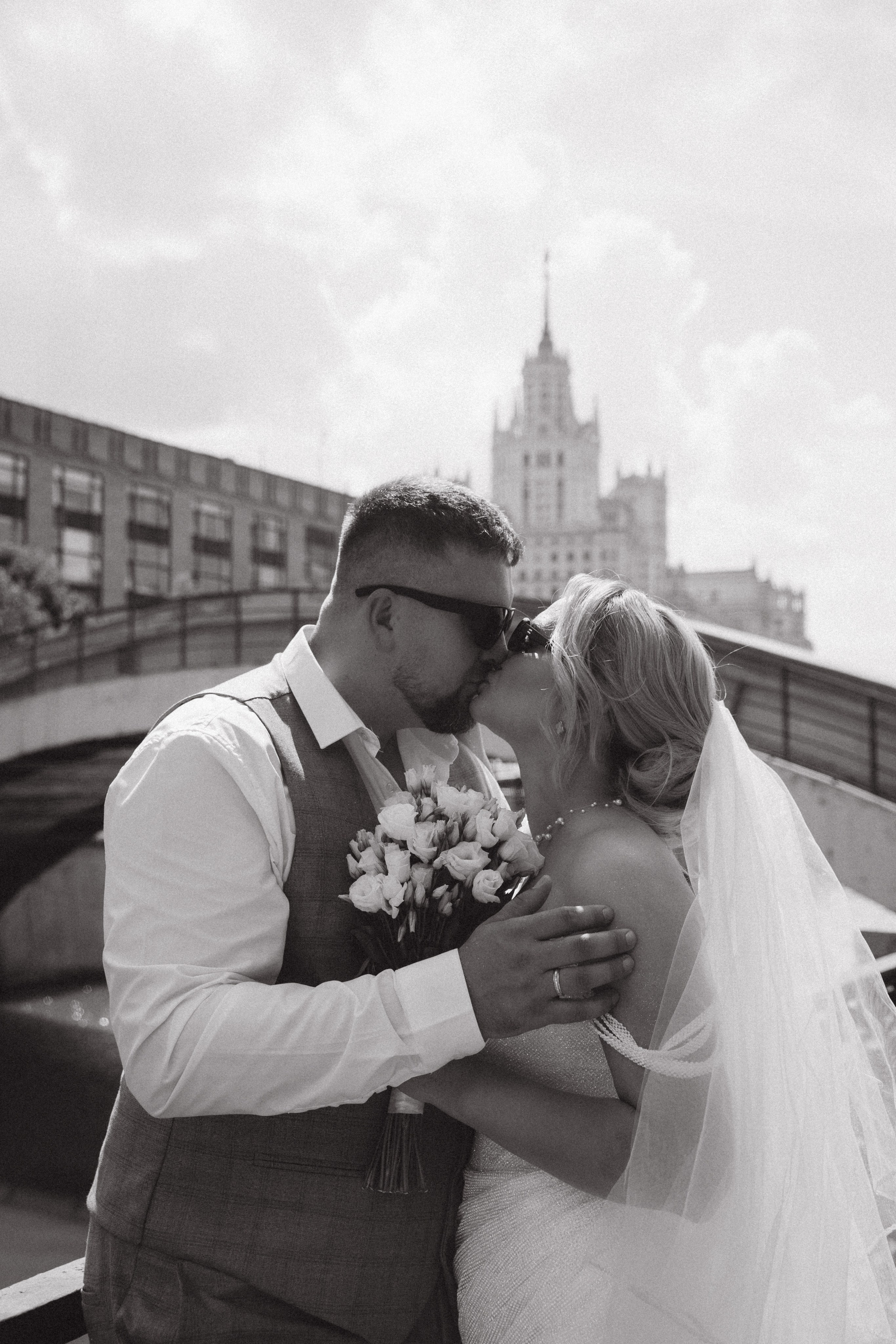 Тессинский мост свадьба. Свадебный и семейный фотограф Москва и Московская область