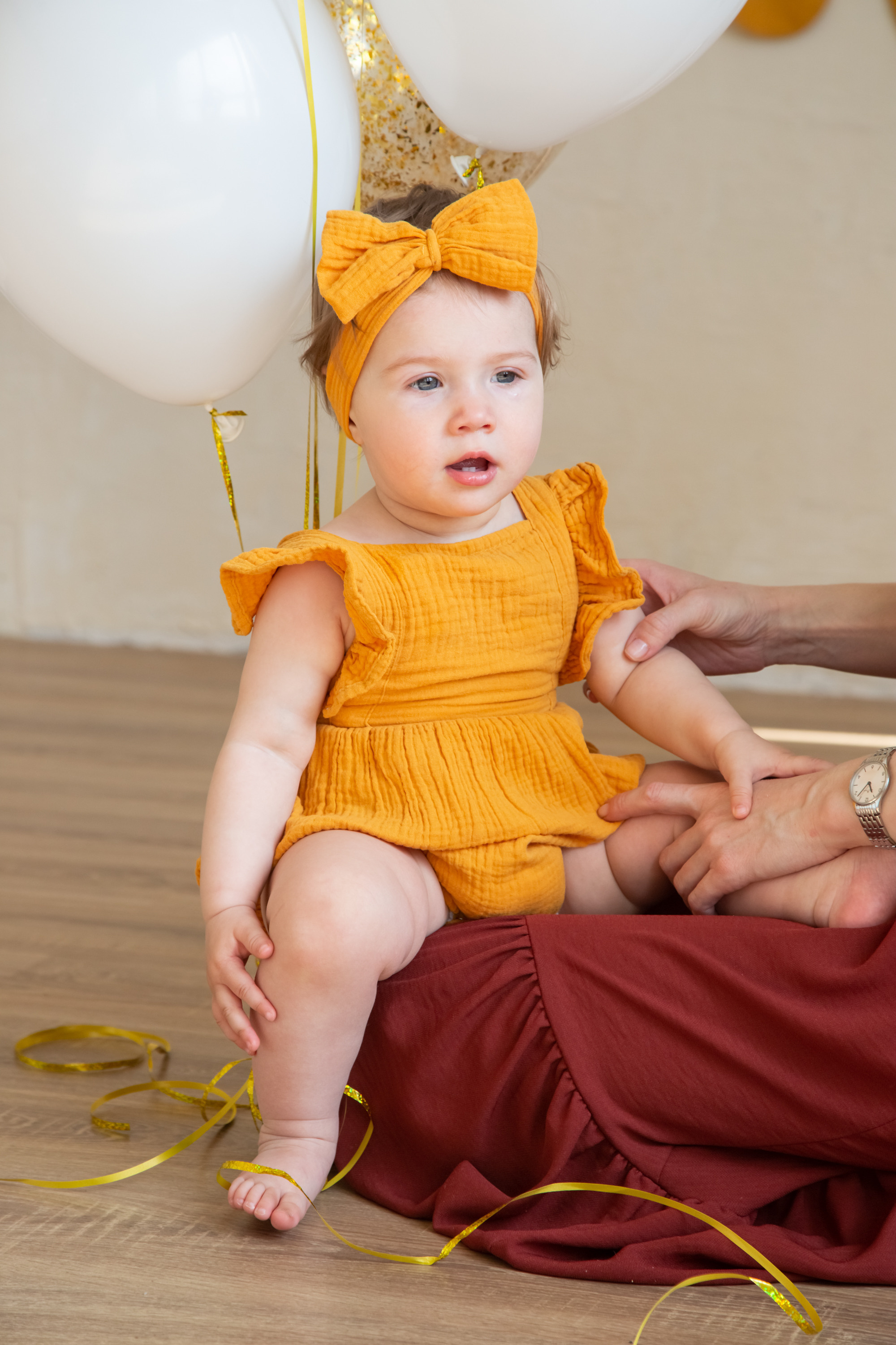 Фотосессия годовасия малышки в красивой светлой детской студии. Галина Шарапова Детский и семейный фотограф Москва