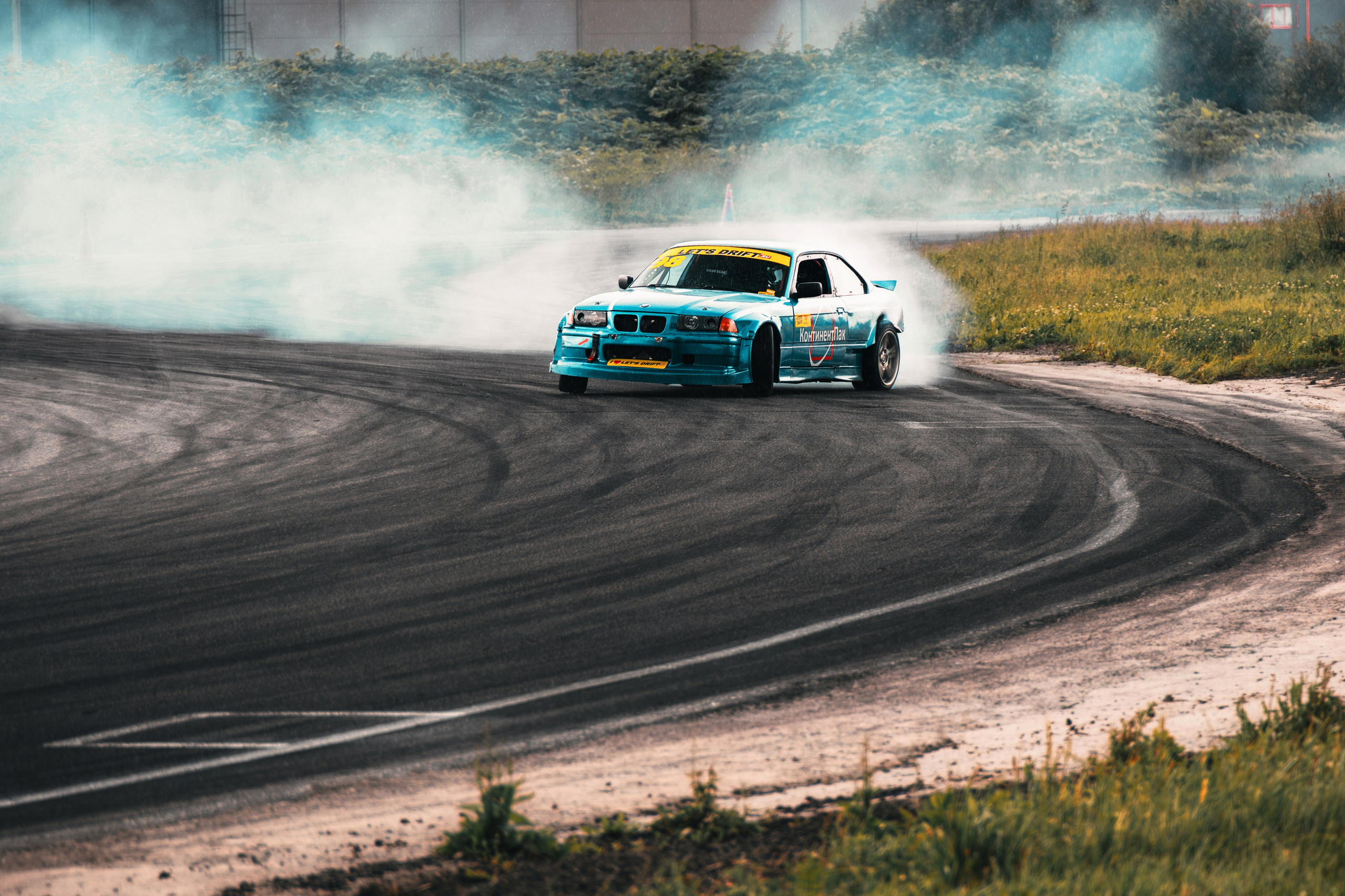 Фоторепортаж с «Больших Гонок» — дрифт, драг, звук