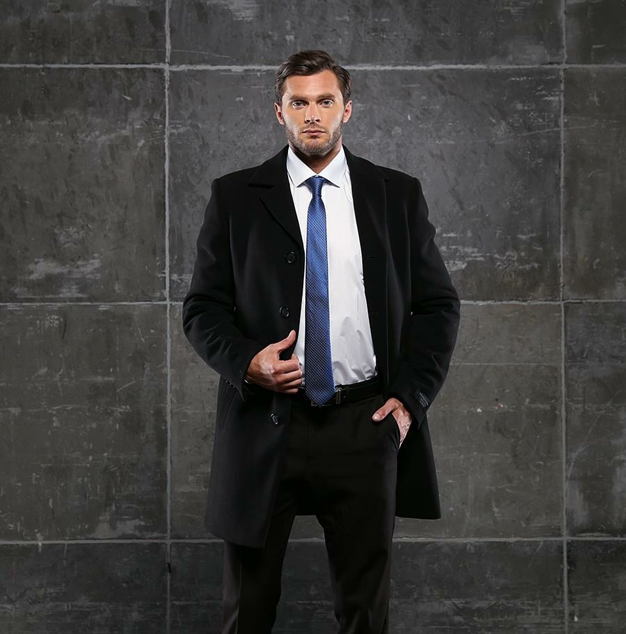 Портфолио парня модели. Продакшен г. Москва съемка мужской одежды, мужские модели, фото и видео, организация под ключ