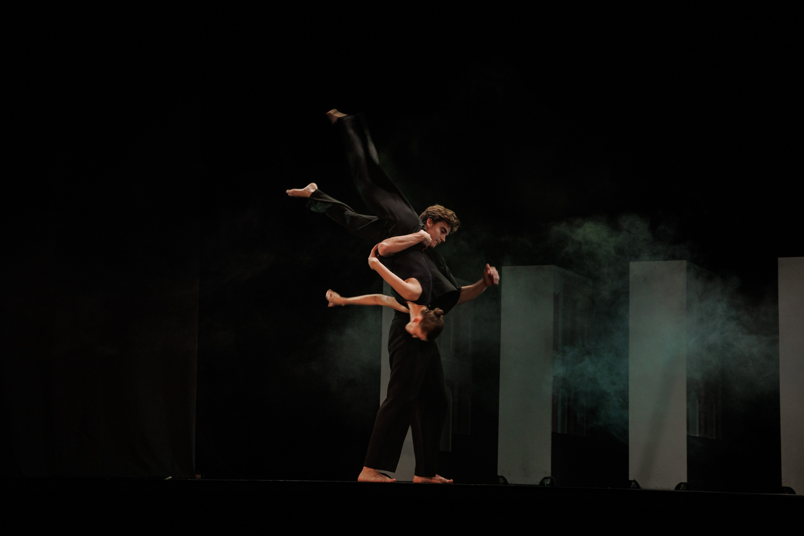 МХАТ. Новый квадрат. Фотограф городских и семейных событий Артем Карпухин