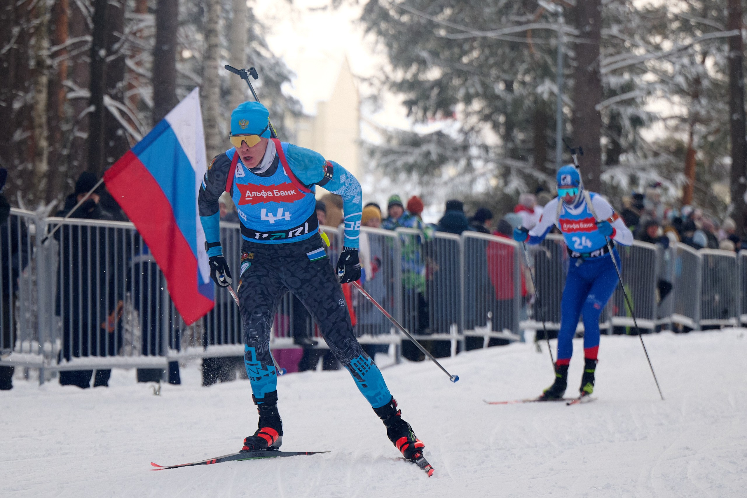 Биатлон. Чемпионат России — 2024/2025, 3-й этап, Ижевск. Спринт. Мужчины. Спортивный репортажный фотограф в Ижевске Сергей Мерзляков