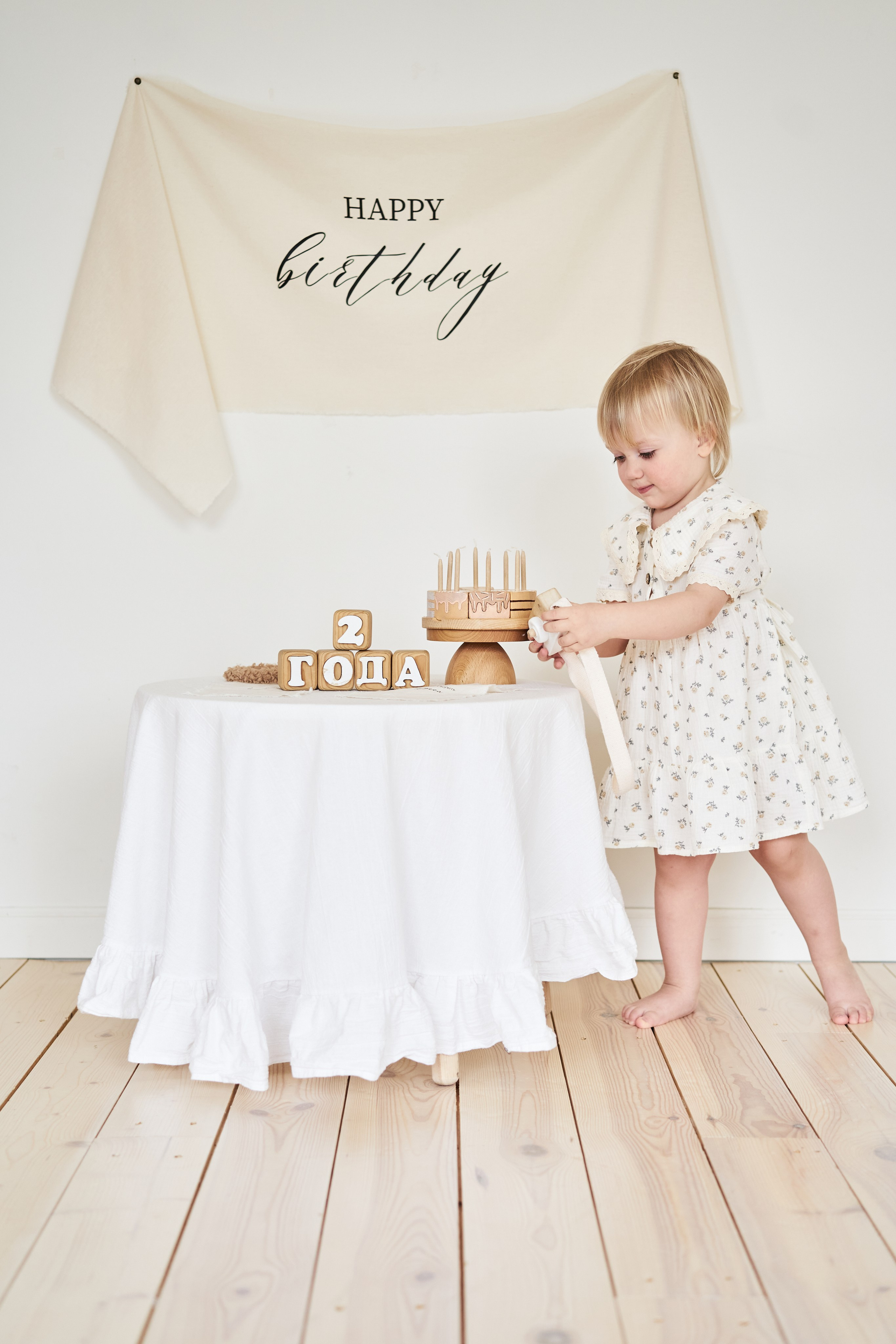 Семейная фотосессия в студии. Фотограф Екатеринбург Кокшарова Александра