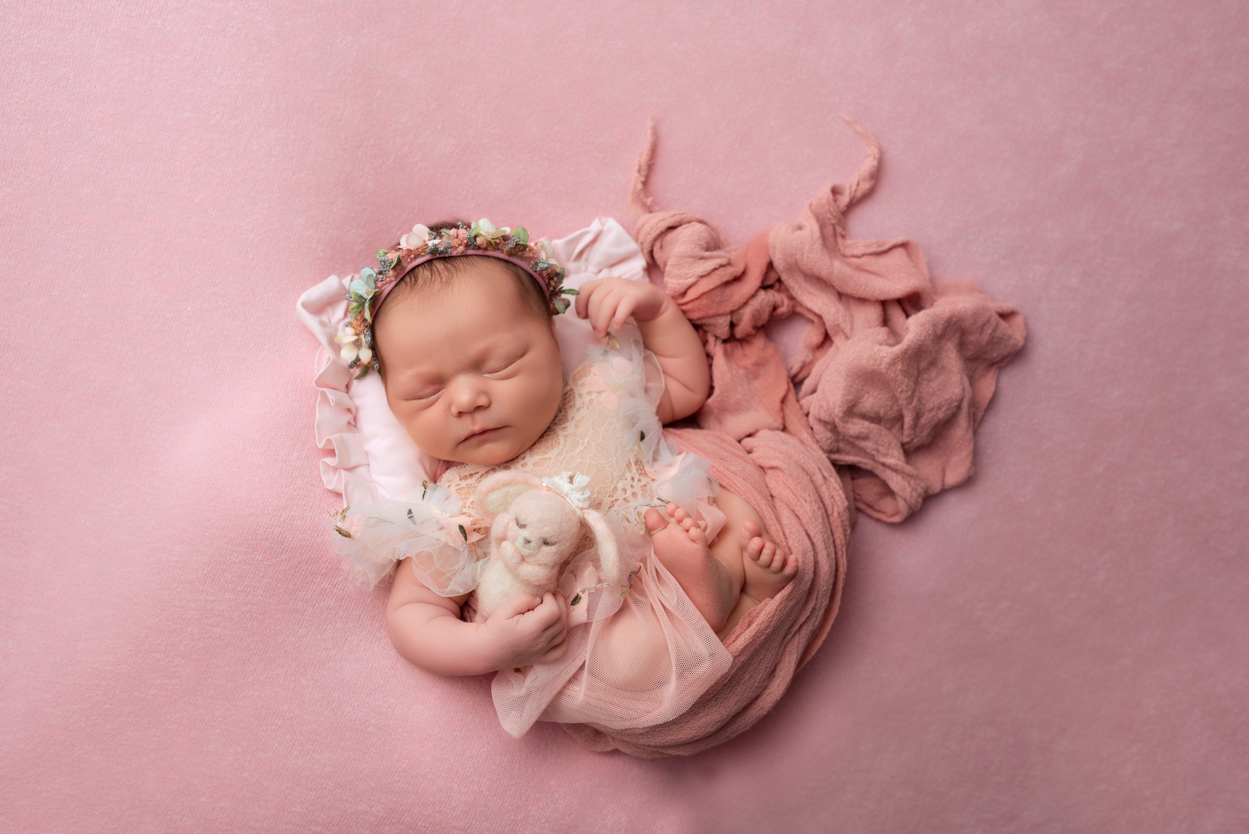 Съемка новорожденного в стиле классик