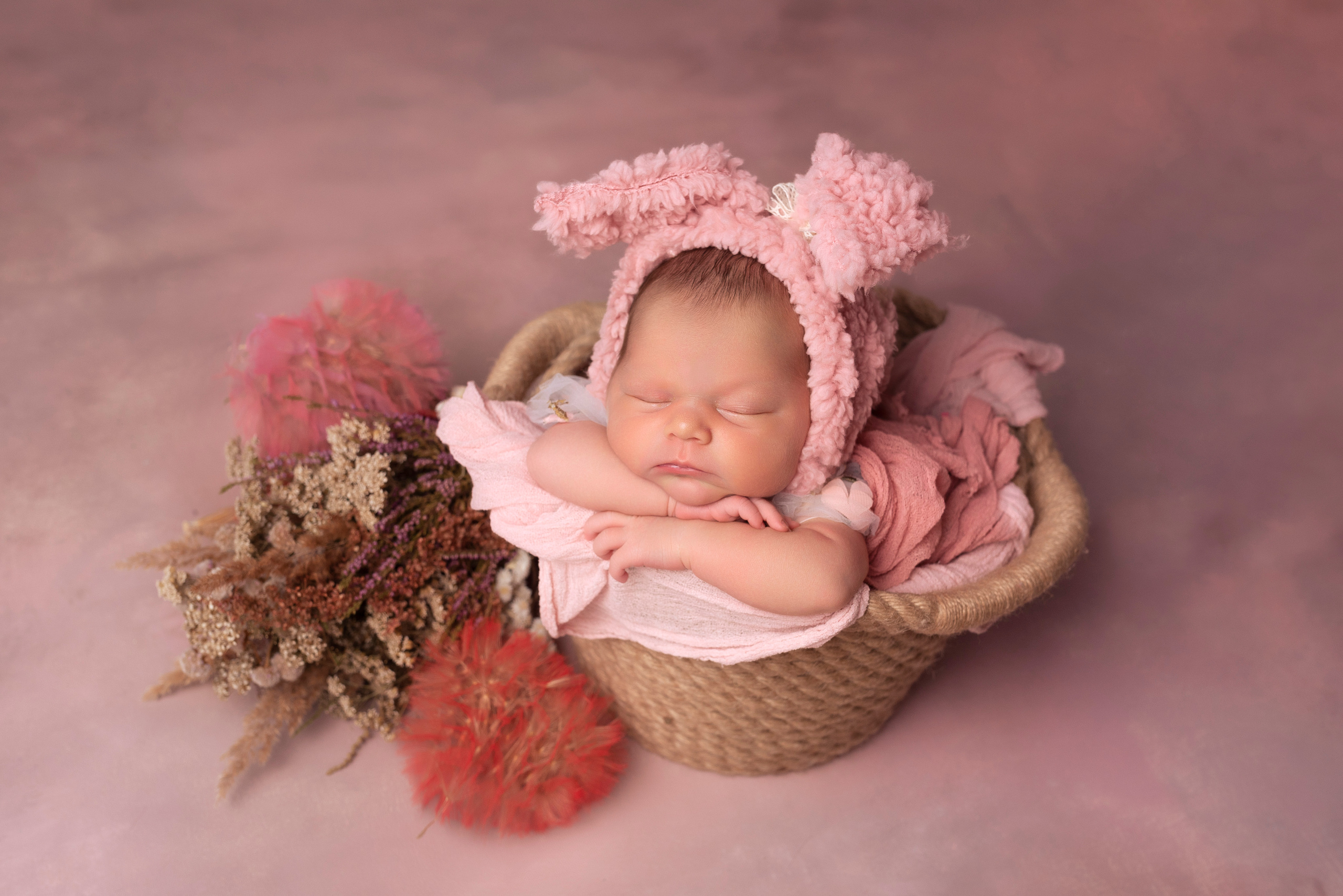 Съемка новорожденного в стиле классик