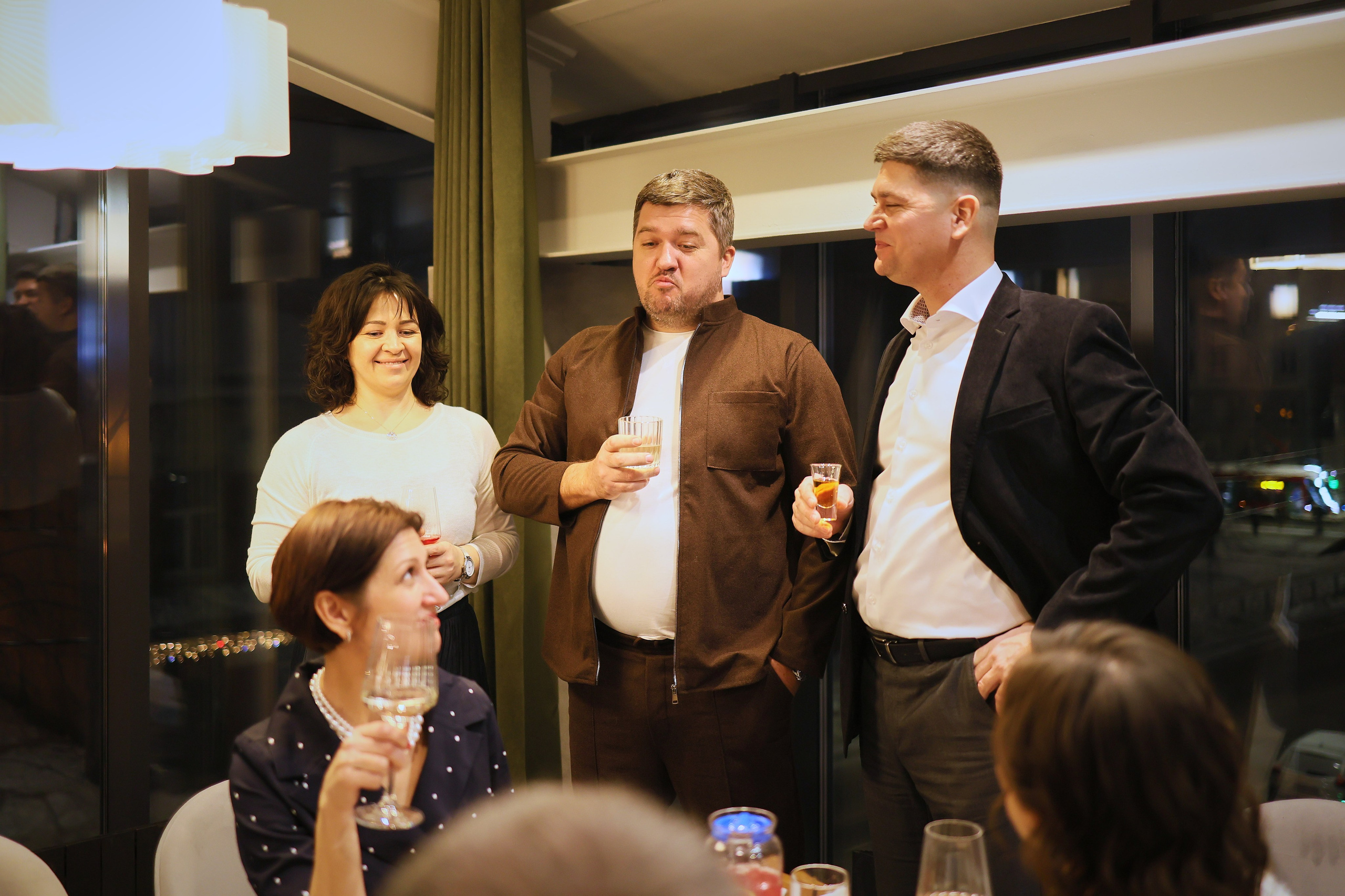 Фотограф на Юбилей в Самаре. Свадебный видеограф и свадебный фотограф в Самаре Олег Слеб