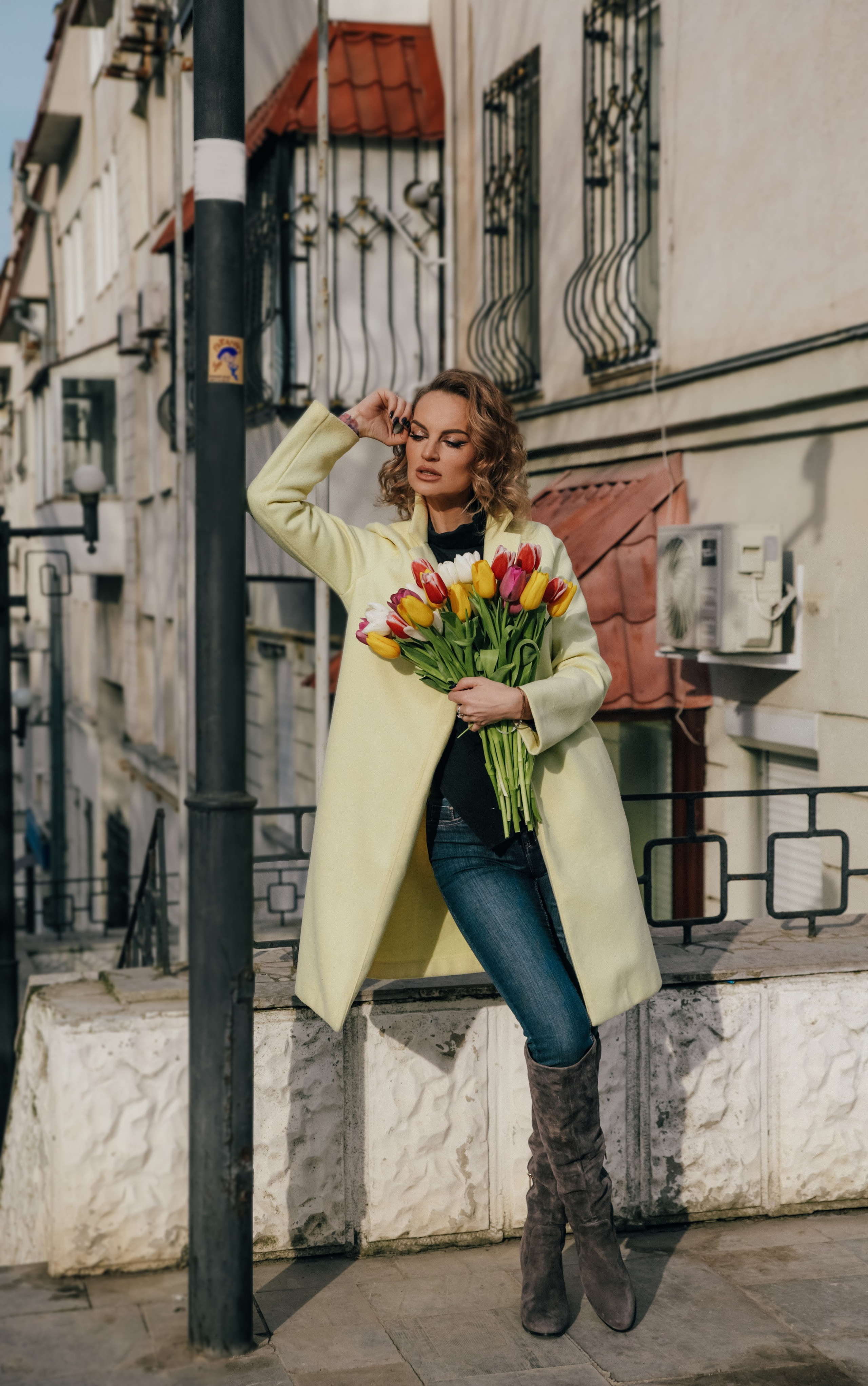 Весна. Фотограф в Крыму