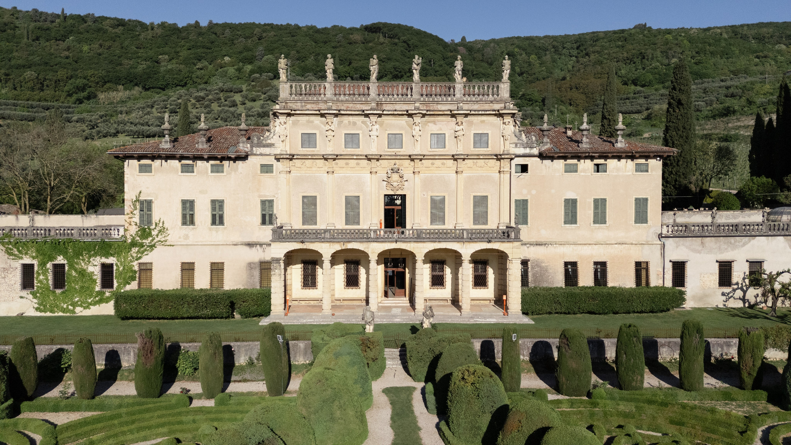 Arvedi. Maria Anistratova | Destination Photographer, Videographer & Drone Pilot — Lake Como