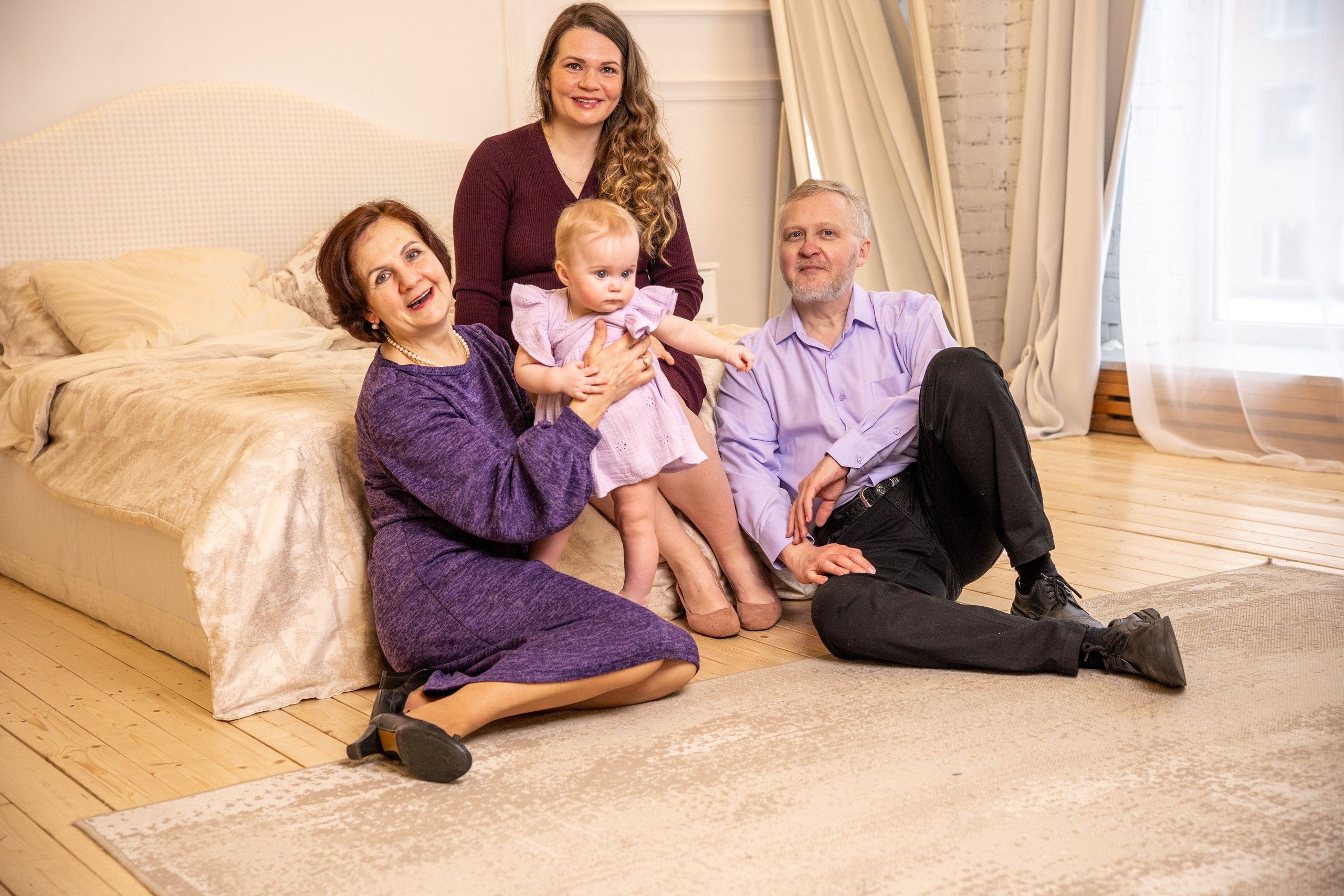 Семейная фотосессия для Анны. Студийный и портретный фотограф в САНКТ-ПЕТЕРБУРГЕИрина Махаон