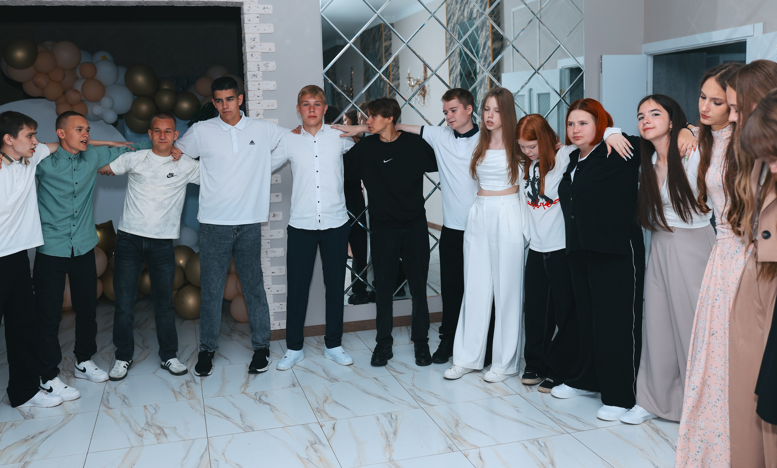 Выпускной вечер 9Б. Школьный и семейный фотограф Ольга Смирнова