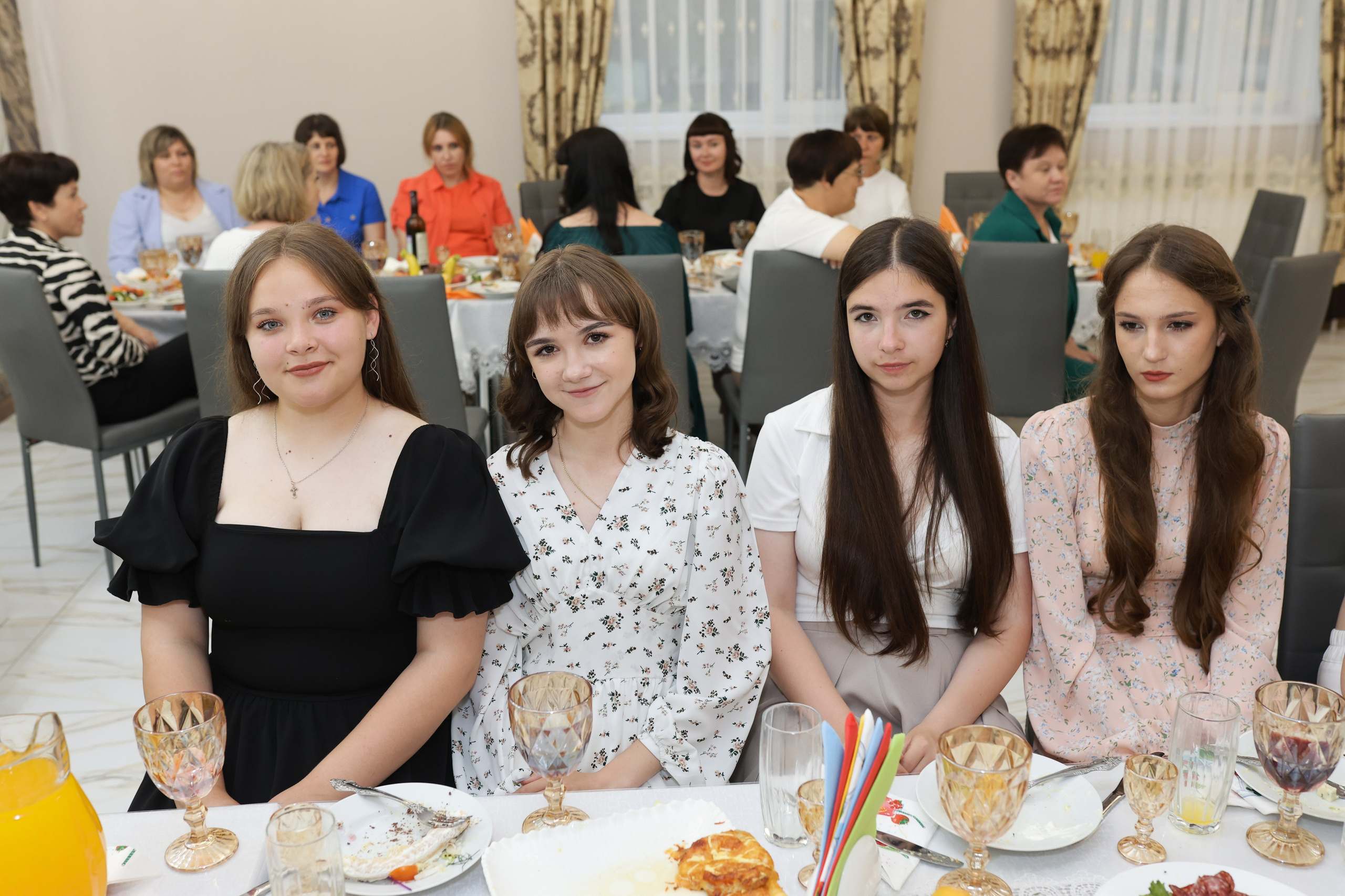 Выпускной вечер 9Б. Школьный и семейный фотограф Ольга Смирнова