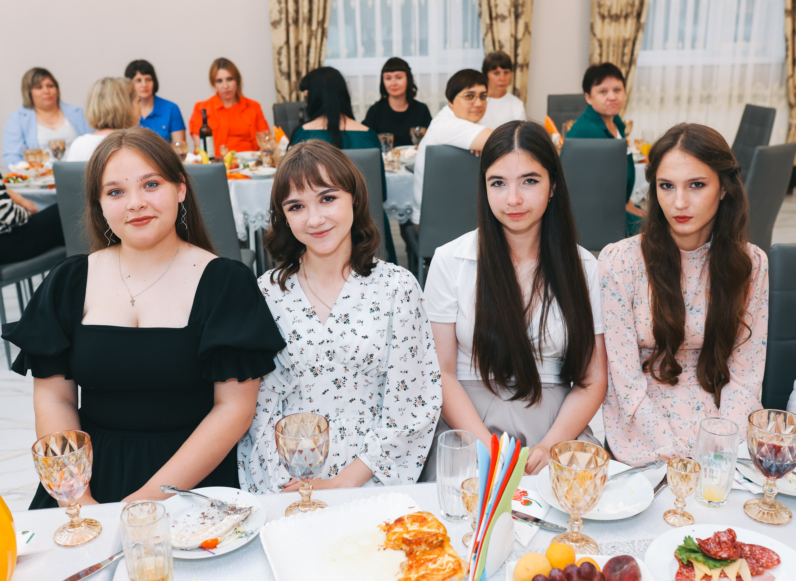 Выпускной вечер 9Б. Школьный и семейный фотограф Ольга Смирнова