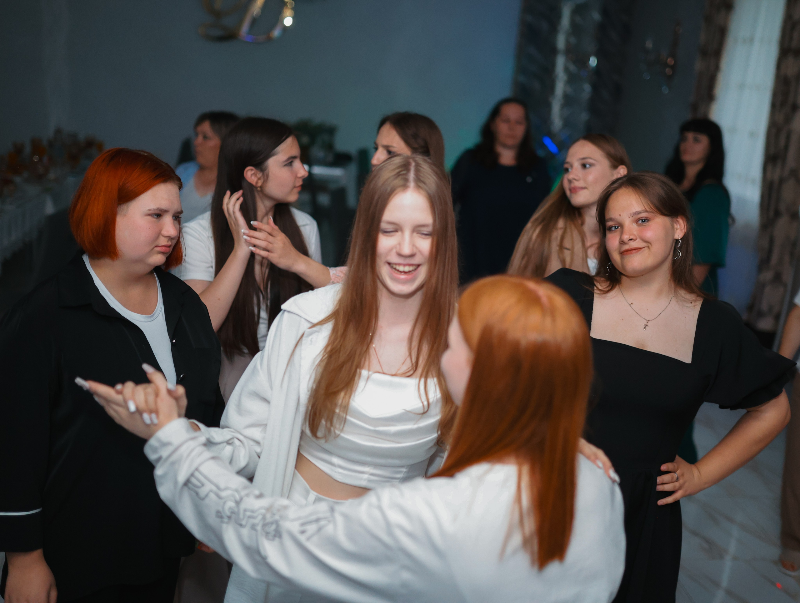 Выпускной вечер 9Б. Школьный и семейный фотограф Ольга Смирнова