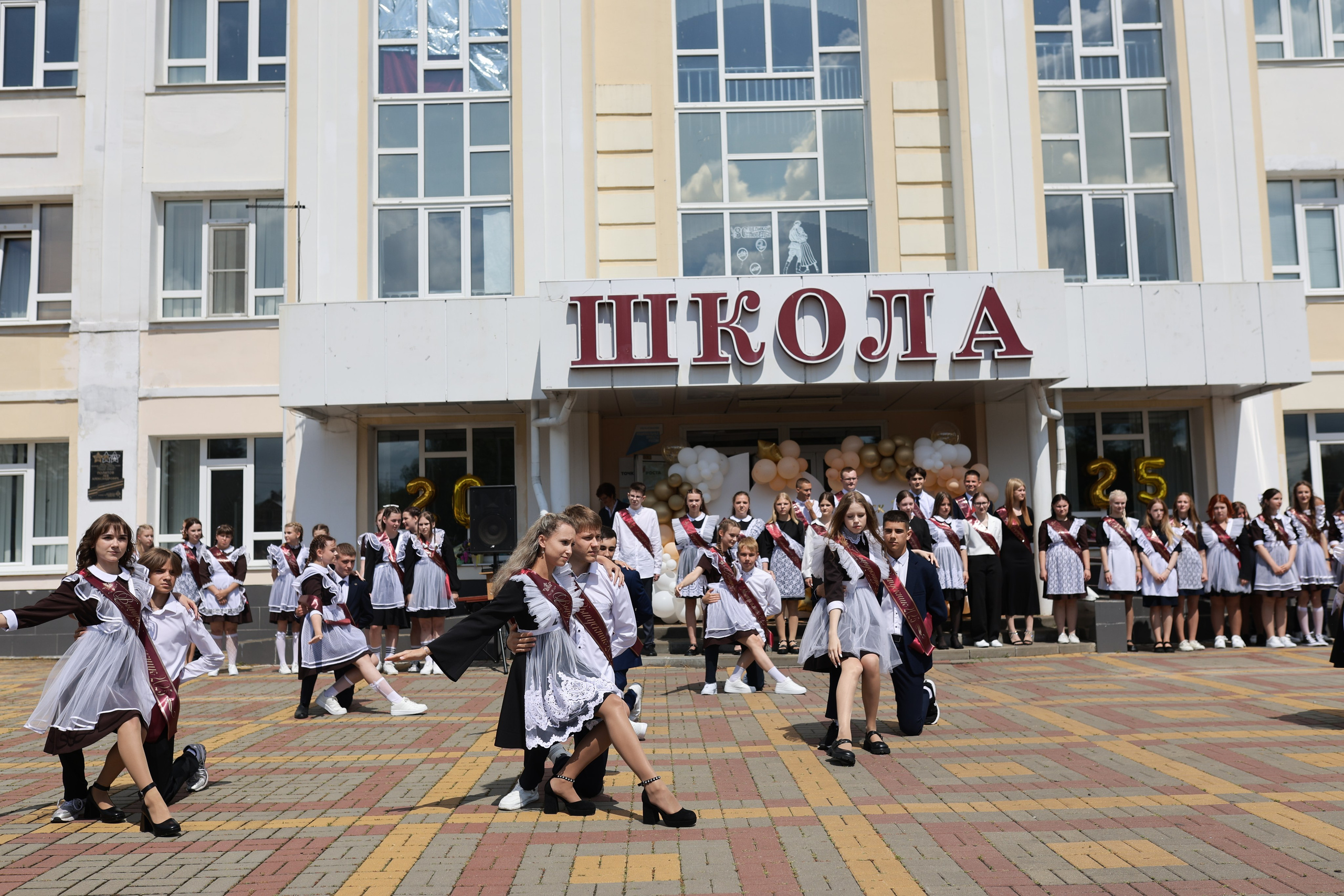 Последний звонок 9Б. Школьный и семейный фотограф Ольга Смирнова