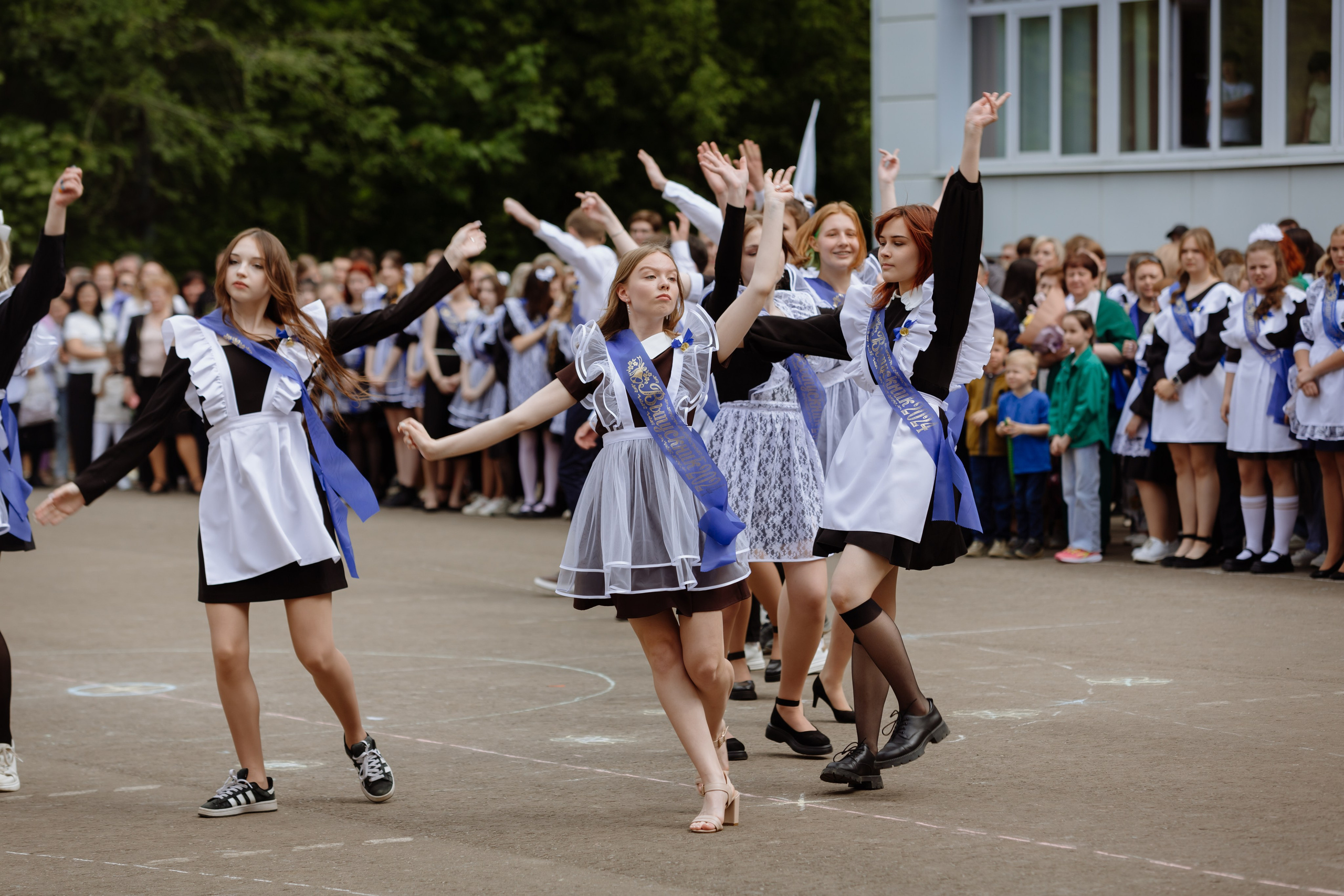 Последний звонок 2024 (3 часа фотосъемки). Профессиональный фотограф Надежда Антонова
