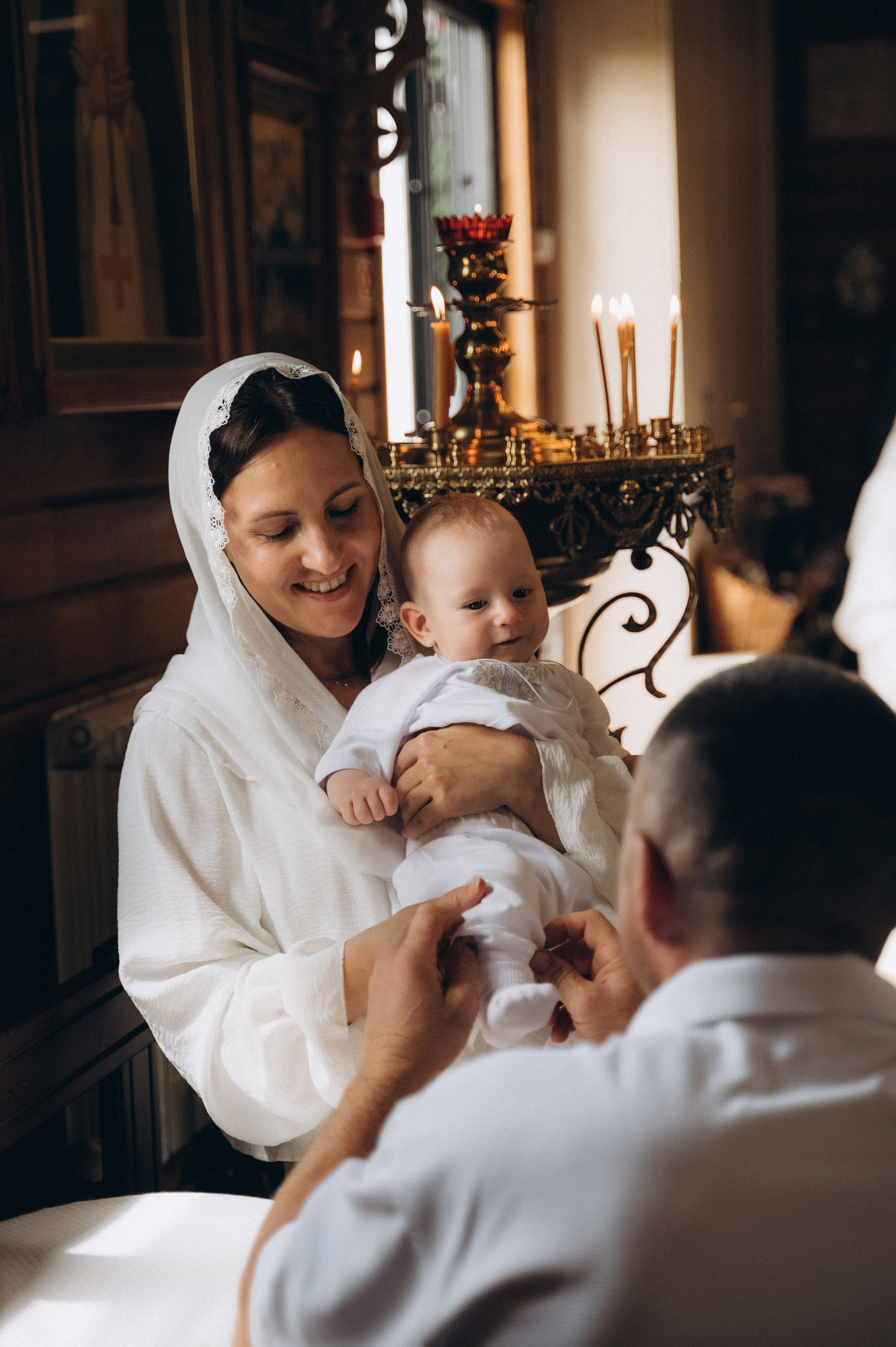 Крещение Марка (ХРАМ СВЯТИТЕЛЯ НИКОЛАЯ ЯПОНСКОГО). Семейный фотограф в Минске Дарья Дреко