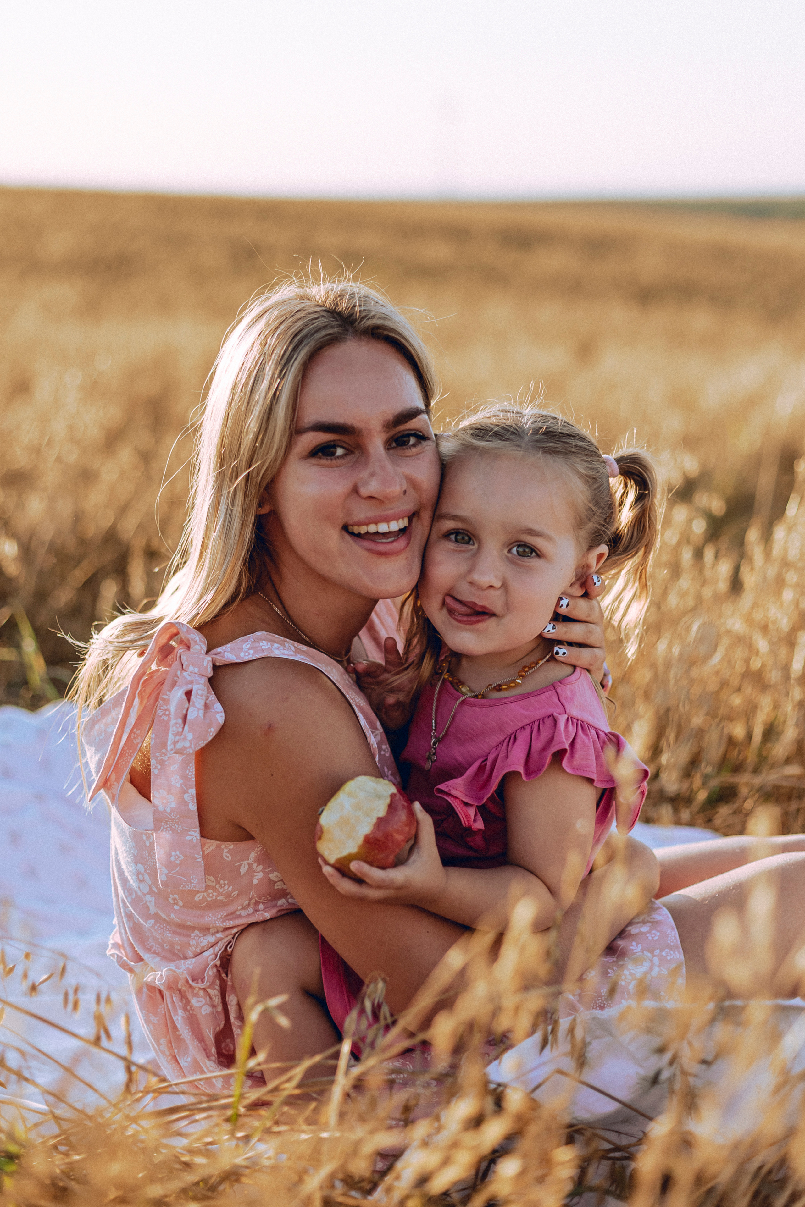 Анюта и Татьяна. Контент съемка Иркутск. Фотограф Анастасия Ачилова