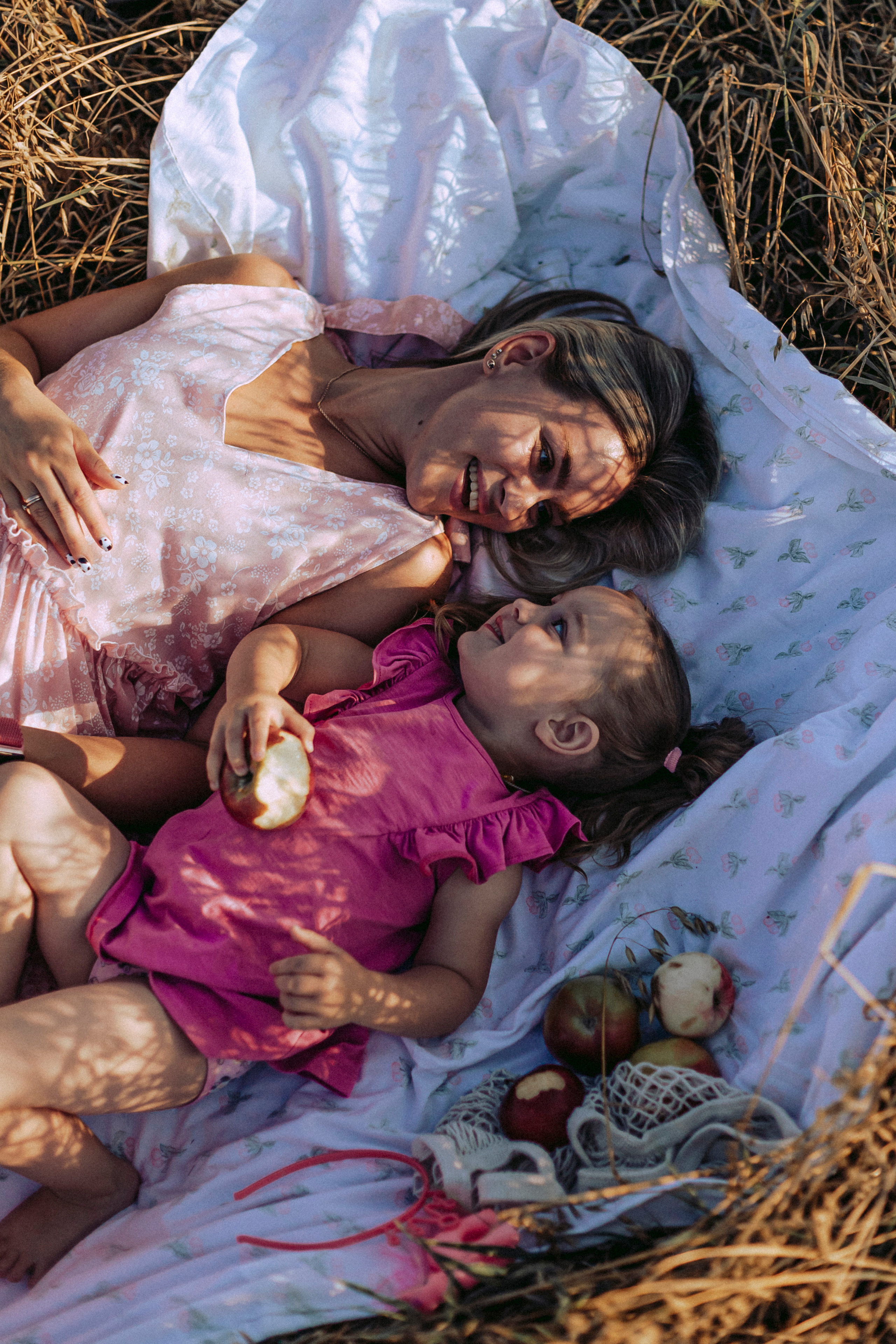 Анюта и Татьяна. Контент съемка Иркутск. Фотограф Анастасия Ачилова