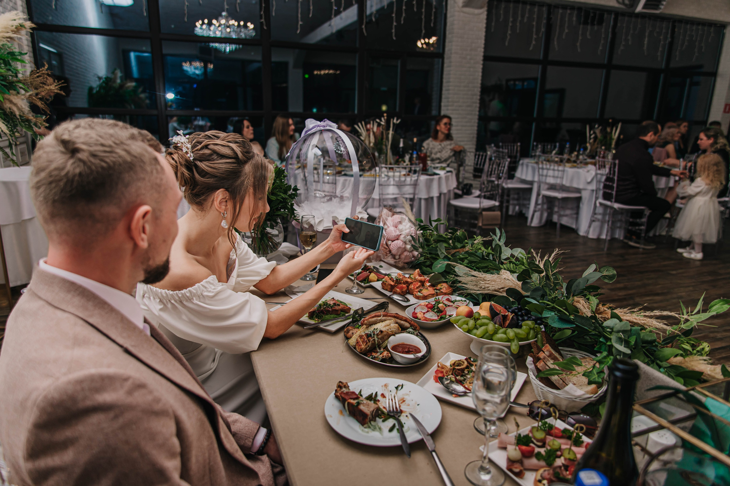 Вячеслав и Анастасия (пакет «Весь день»). Фотограф Дарья Маташкова