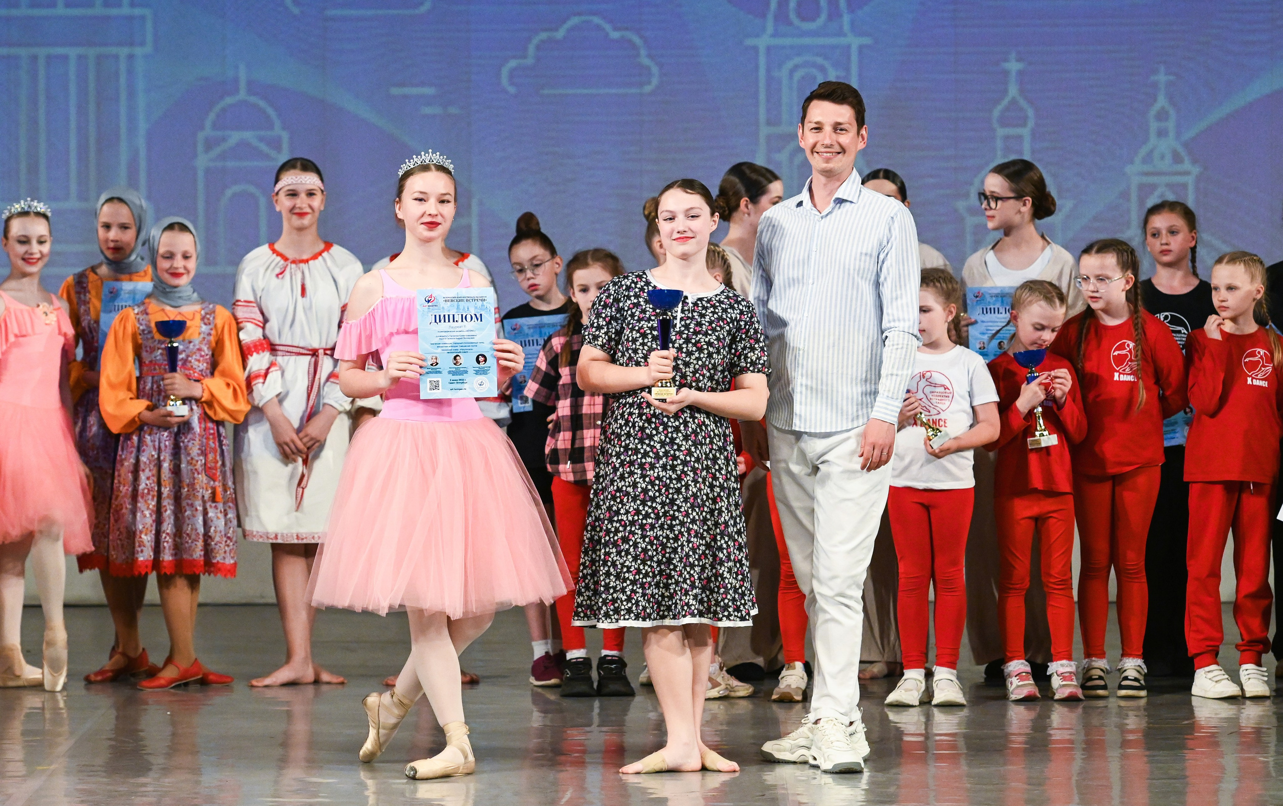 02.06.2025 «АртКомпас» Всероссийский фестиваль талантов «Невские встречи» г. Санкт-Петербург. Медиастудия Фото Концепт