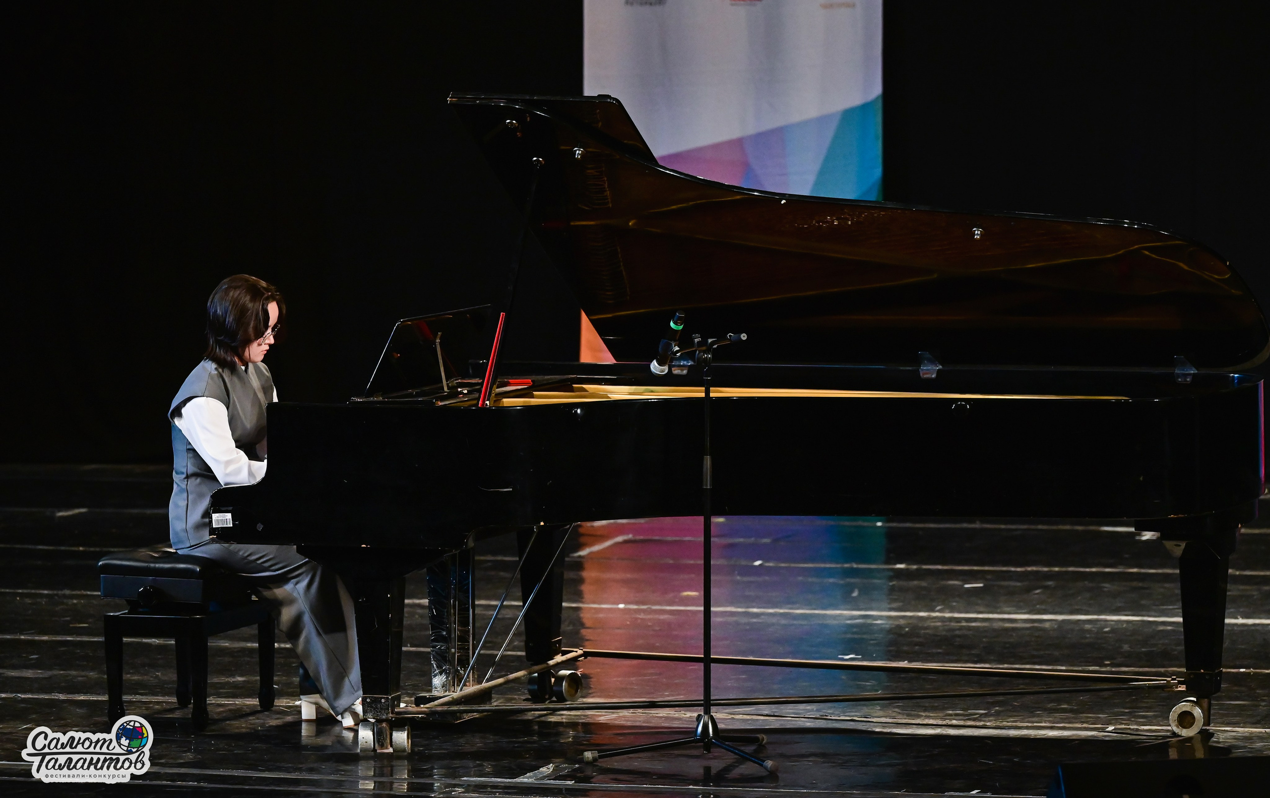 14.06.2025 «Салют Талантов» 41-й Международный фестиваль-конкурс «МОСКВА ВЕРИТ ТАЛАНТАМ» г. Москва. Медиастудия Фото Концепт