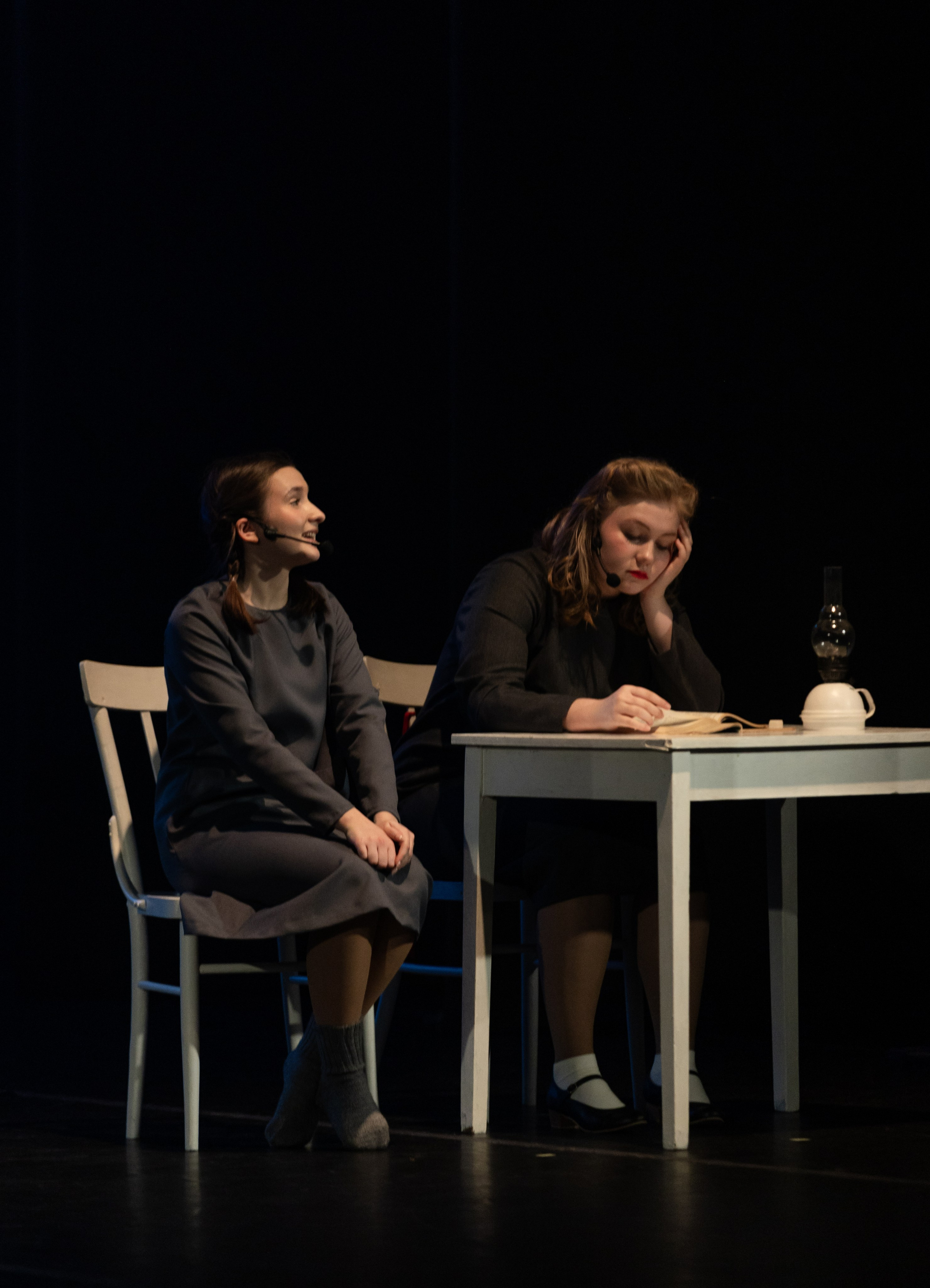 Спектакль «Будем жить». Молодежный театр Призма. Фотограф в Нижнем Новгороде, Дзержинске Олеся Хозяева