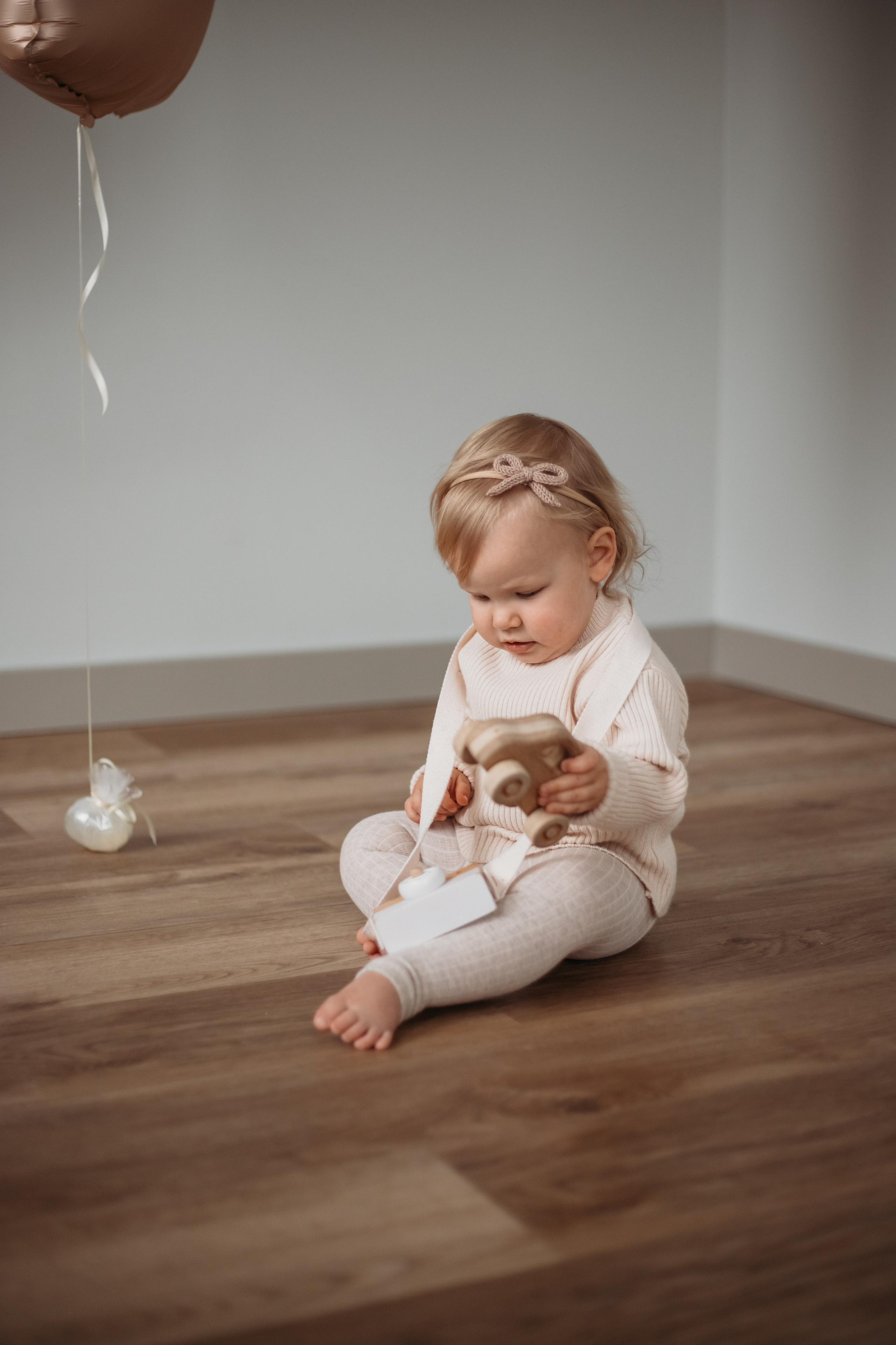 Ксюша (домашняя история). Семейный и детский фотограф Минск, Беларусь