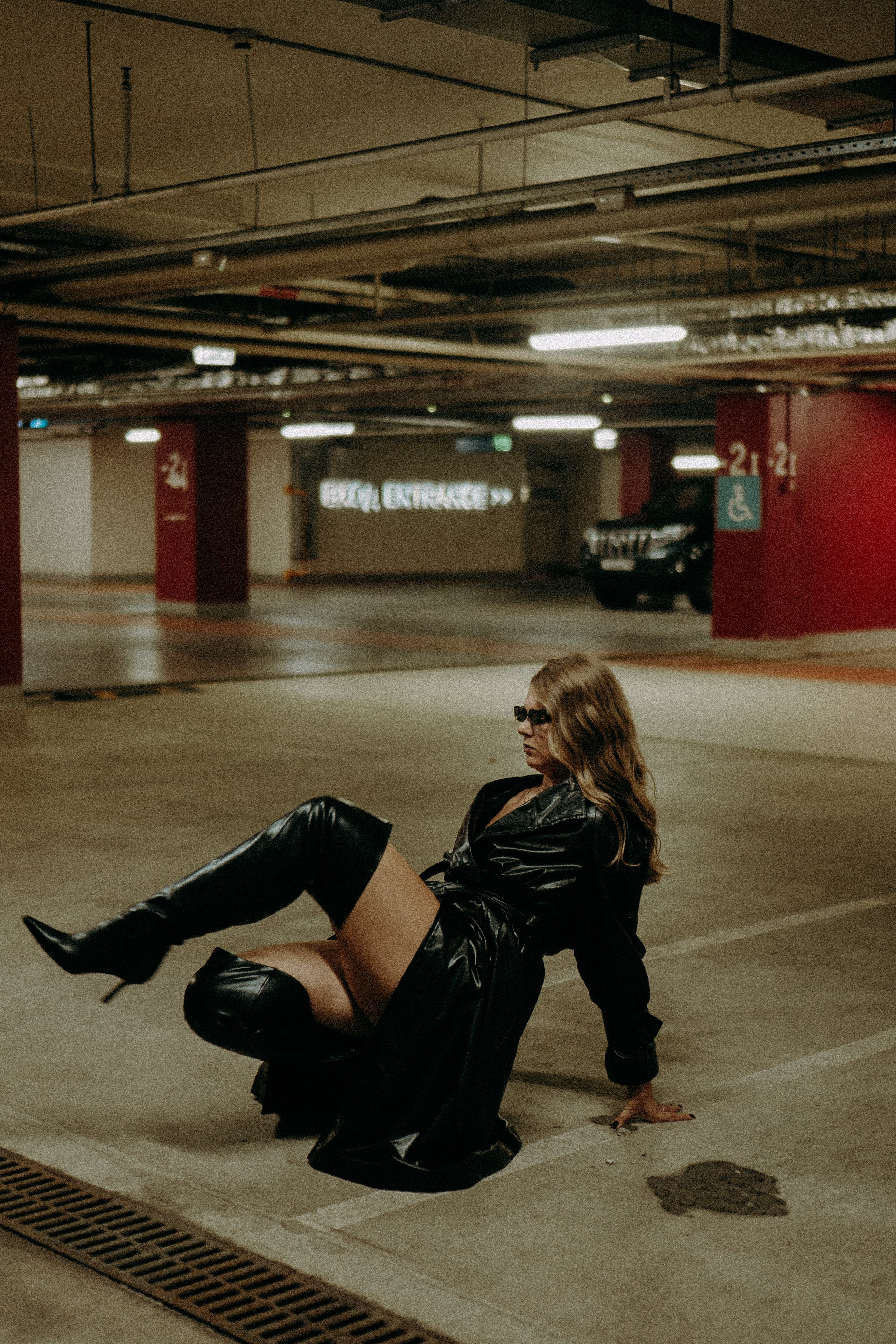 НА ПАРКОВКЕ. Профессиональный фотограф, Санкт-Петербург — Виктория Богомолова