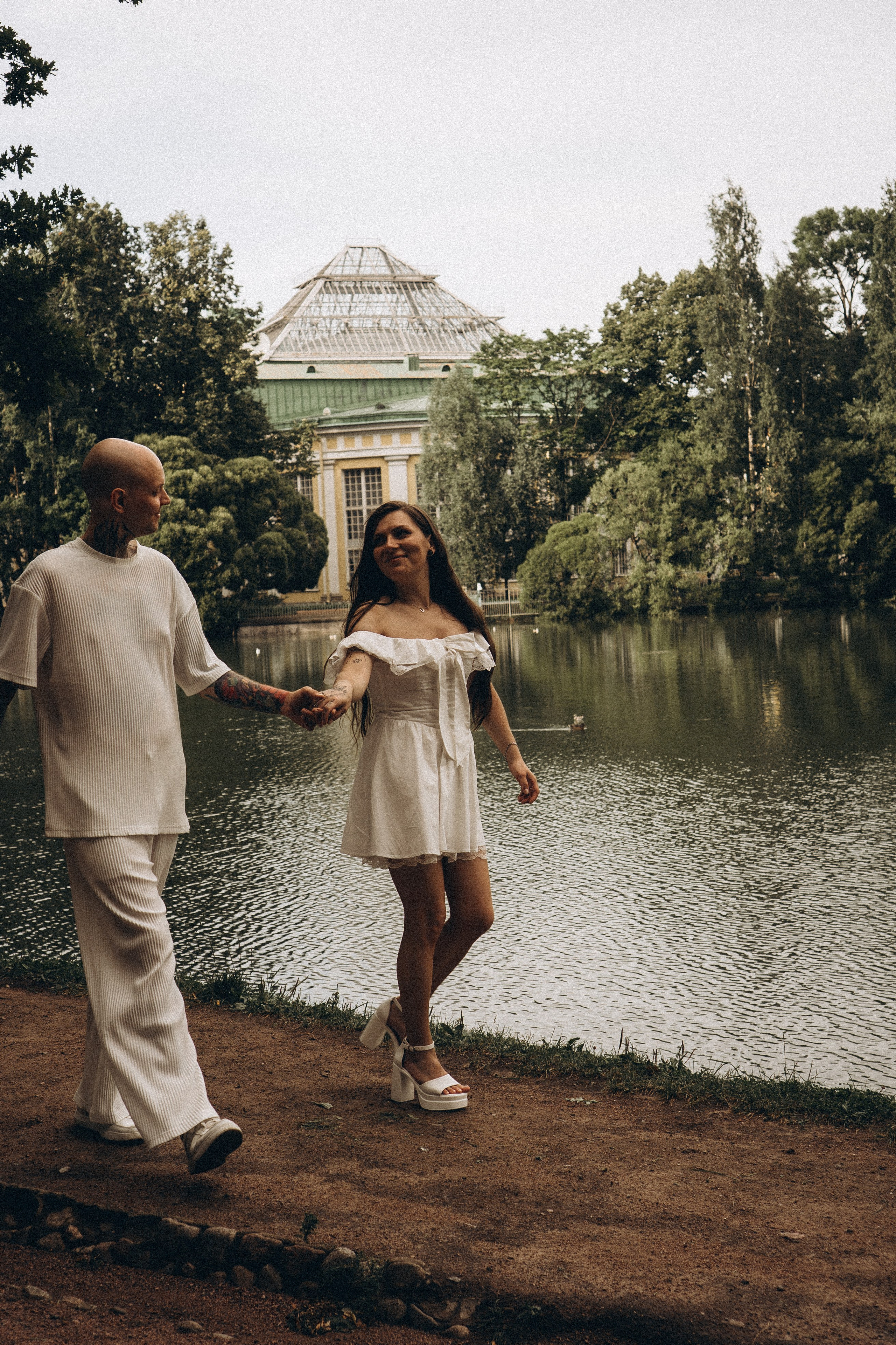 СВАДЕБНАЯ ПРОГУЛКА ПО ТАВРИЧЕСКОМУ САДУ И НЕВСКОЙ РАТУШЕ. Профессиональный фотограф, Санкт-Петербург — Виктория Богомолова