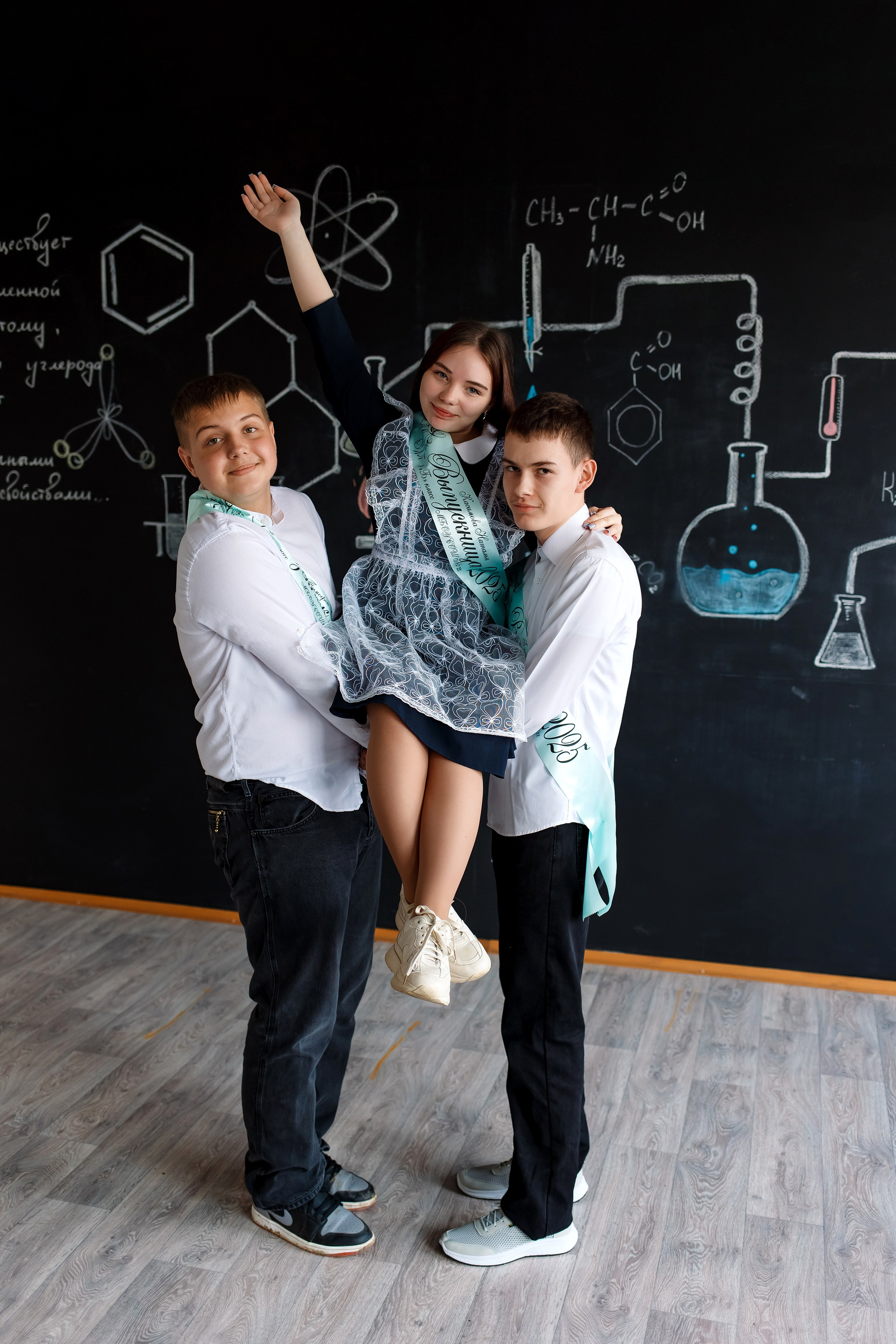 9 класс съемка в школе. Фотограф Любовь Корниенко, Примоский край