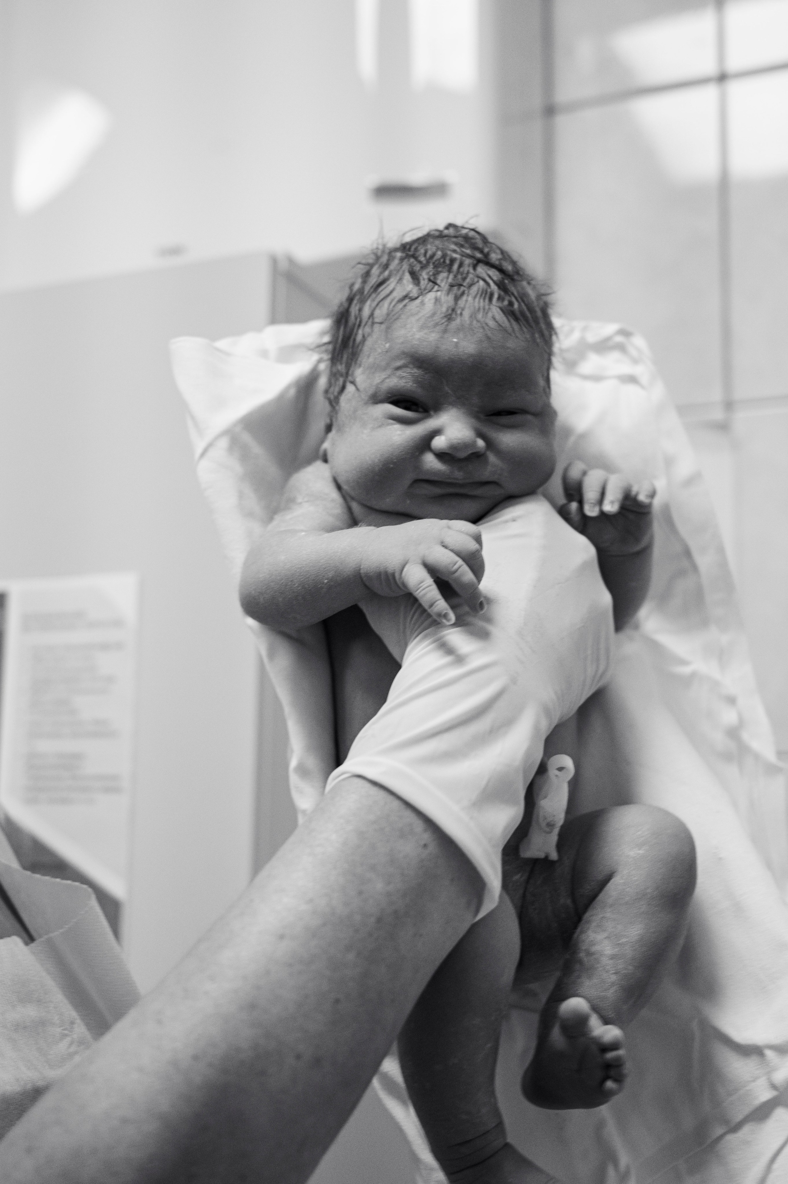 Злата родилась. Роддом № 17. Повидайка М.А. / Прохоренко Н.А. Фотограф на роды СПБ Юлия Герасимова