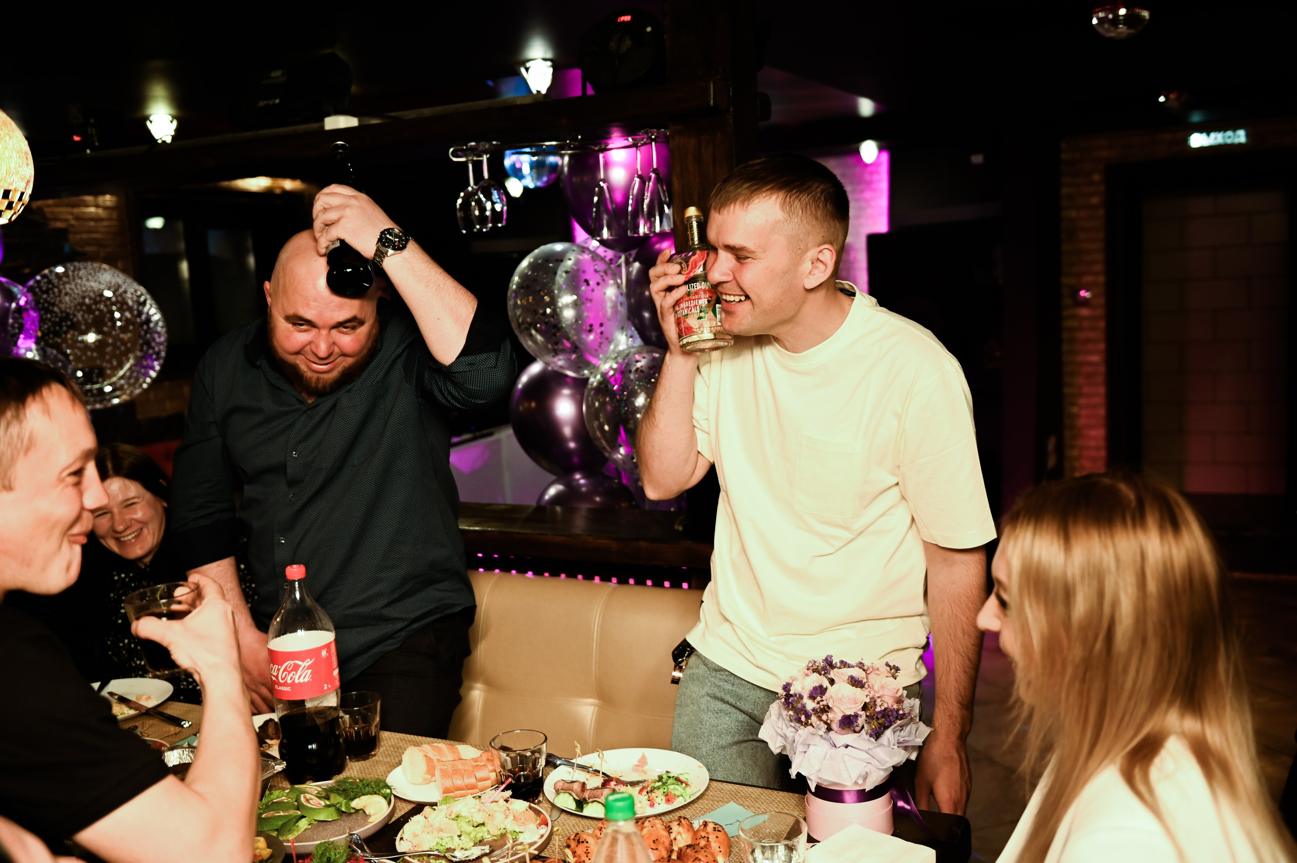 День рождения. Свадебный, семейный, детский, контент фотограф в Омске Максим Ильин