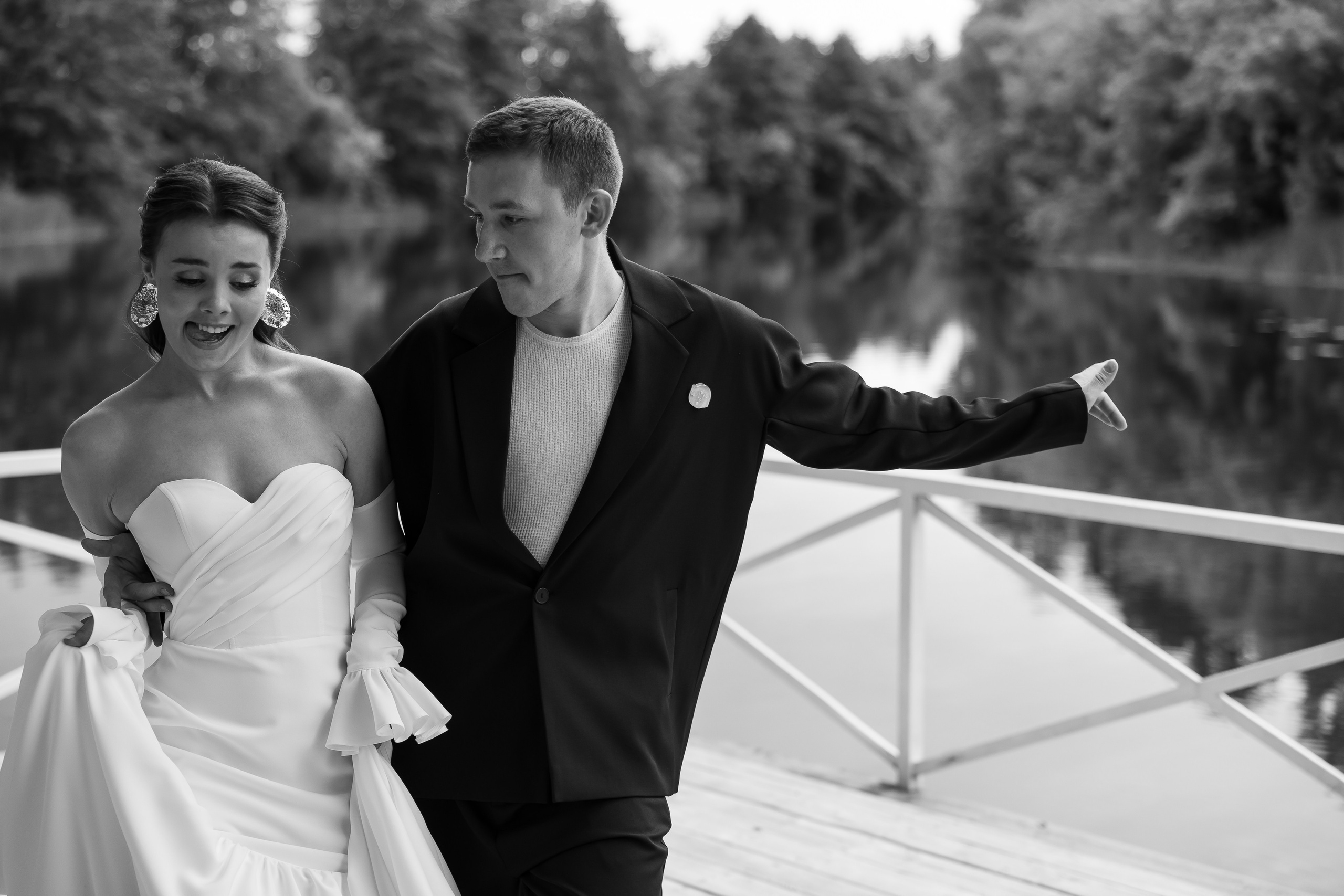 Июньская свадьба на берегу реки. Фотограф Сергей Ртищев в Москве и РФ