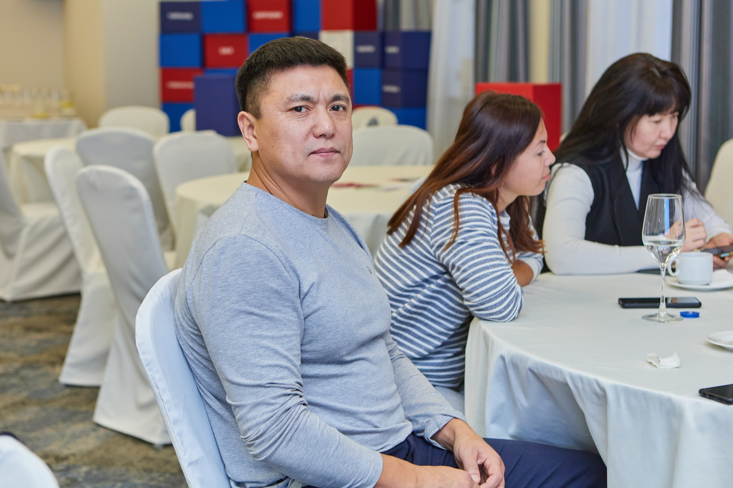 Бизнес-игра «Экспортное казино», центр «Мой Бизнес». Контент-фотограф в Абакане Наталья Нагибина