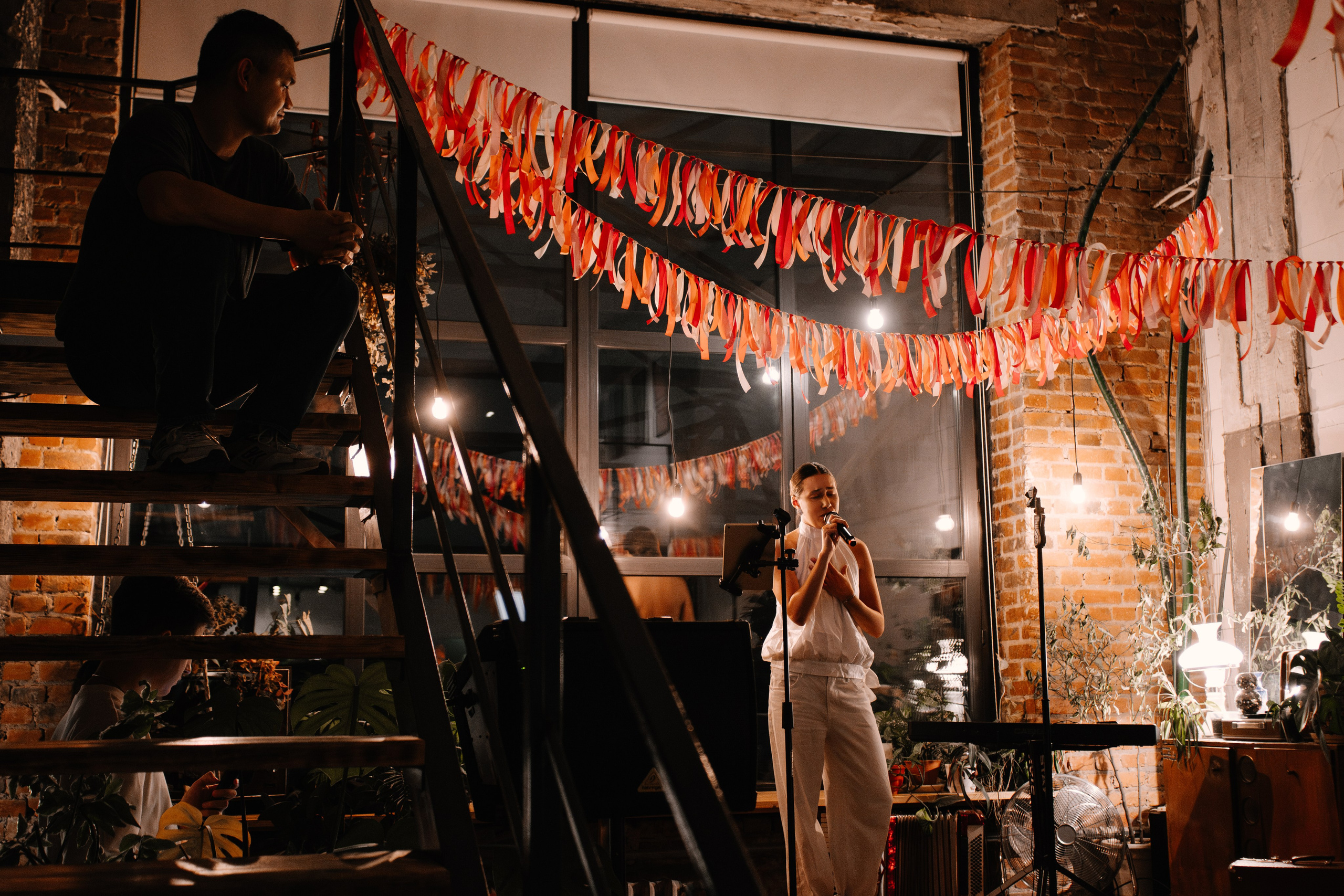 Квартирник MUZOTEKA: «Осенний ДеПесняк». Фотограф в Челябинске Любовь Денисенко