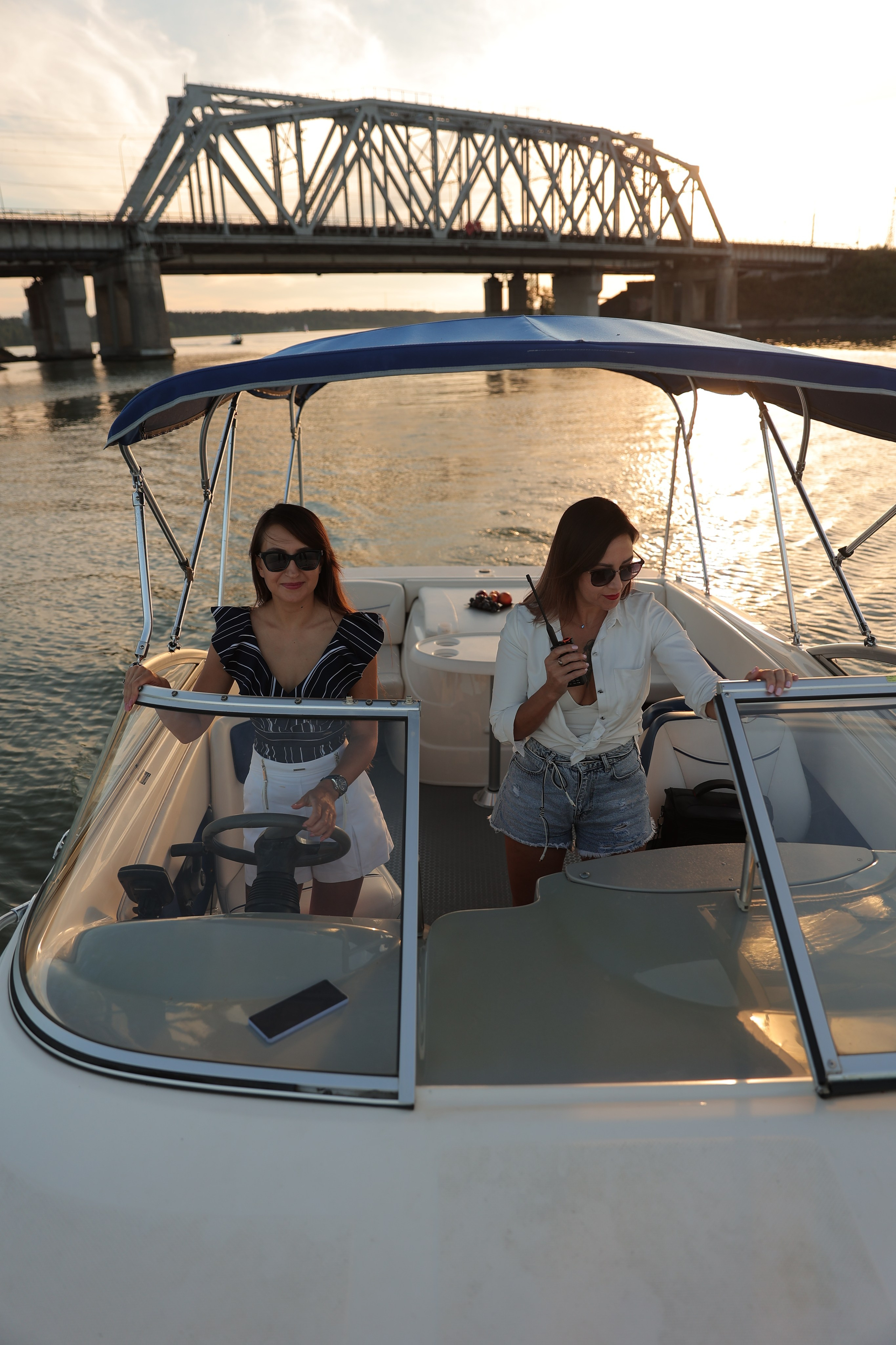 Прогулка на катере август 2024. Фотограф Алина Ионычева в Новосибирске