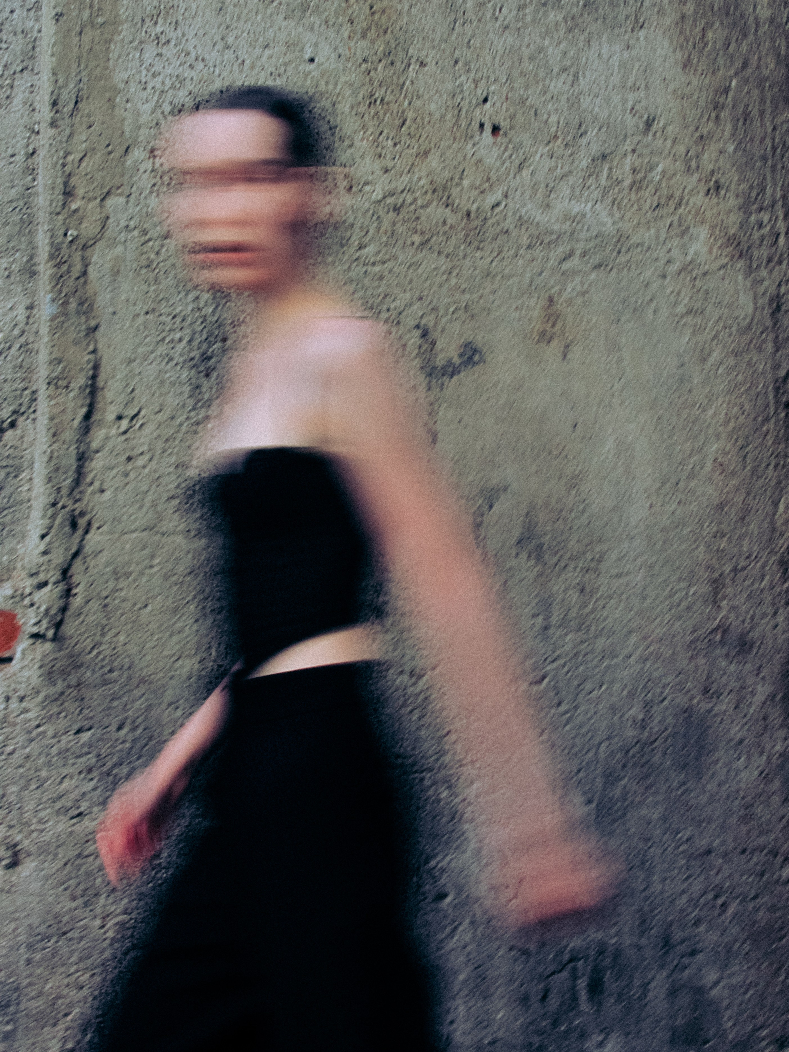 Открыть все фото