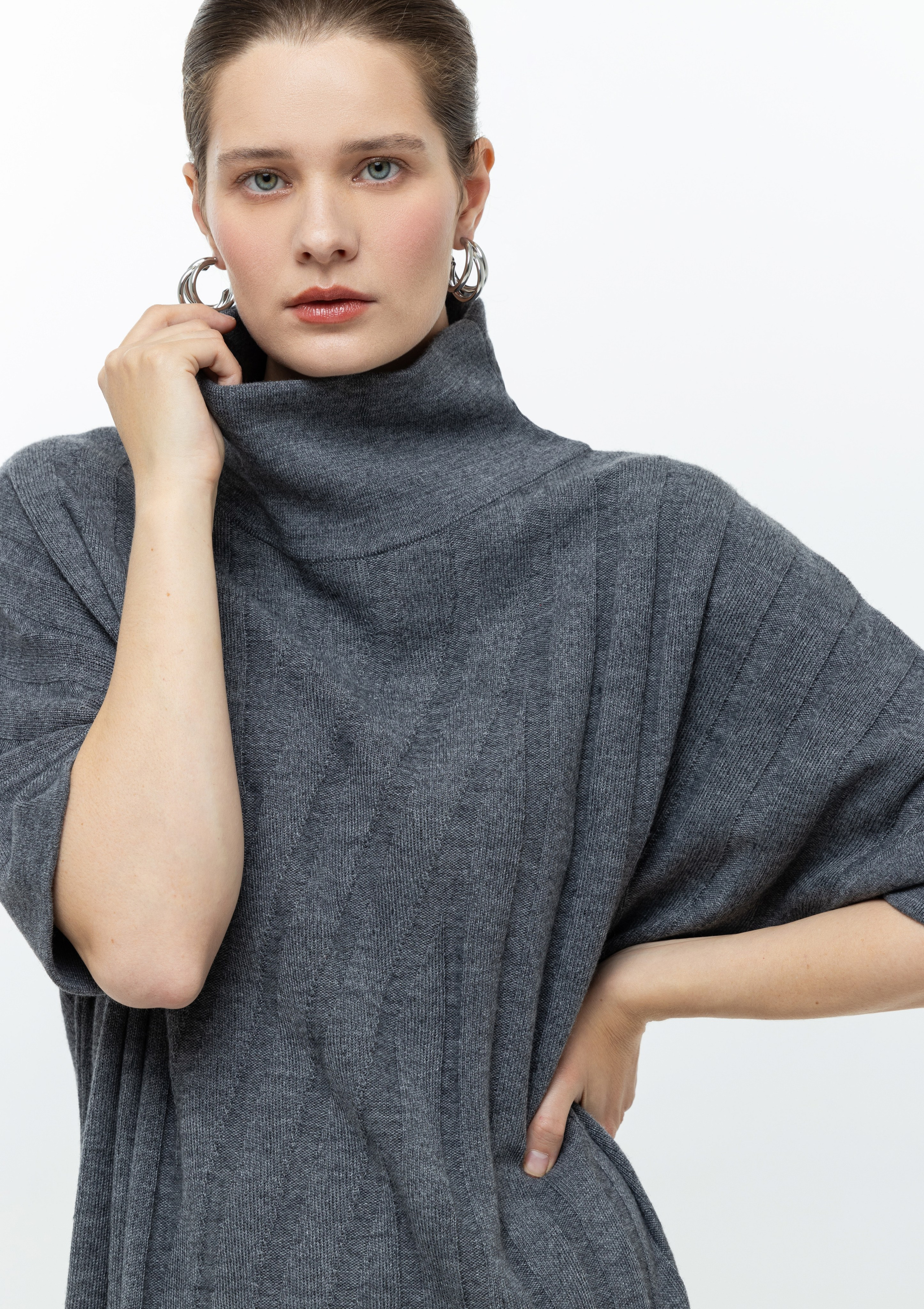 Каталог. Верхняя одежда + трикотаж бренда. 4ч,. Визажист для брендов, Фэшн продюсер Олеся Глушкова