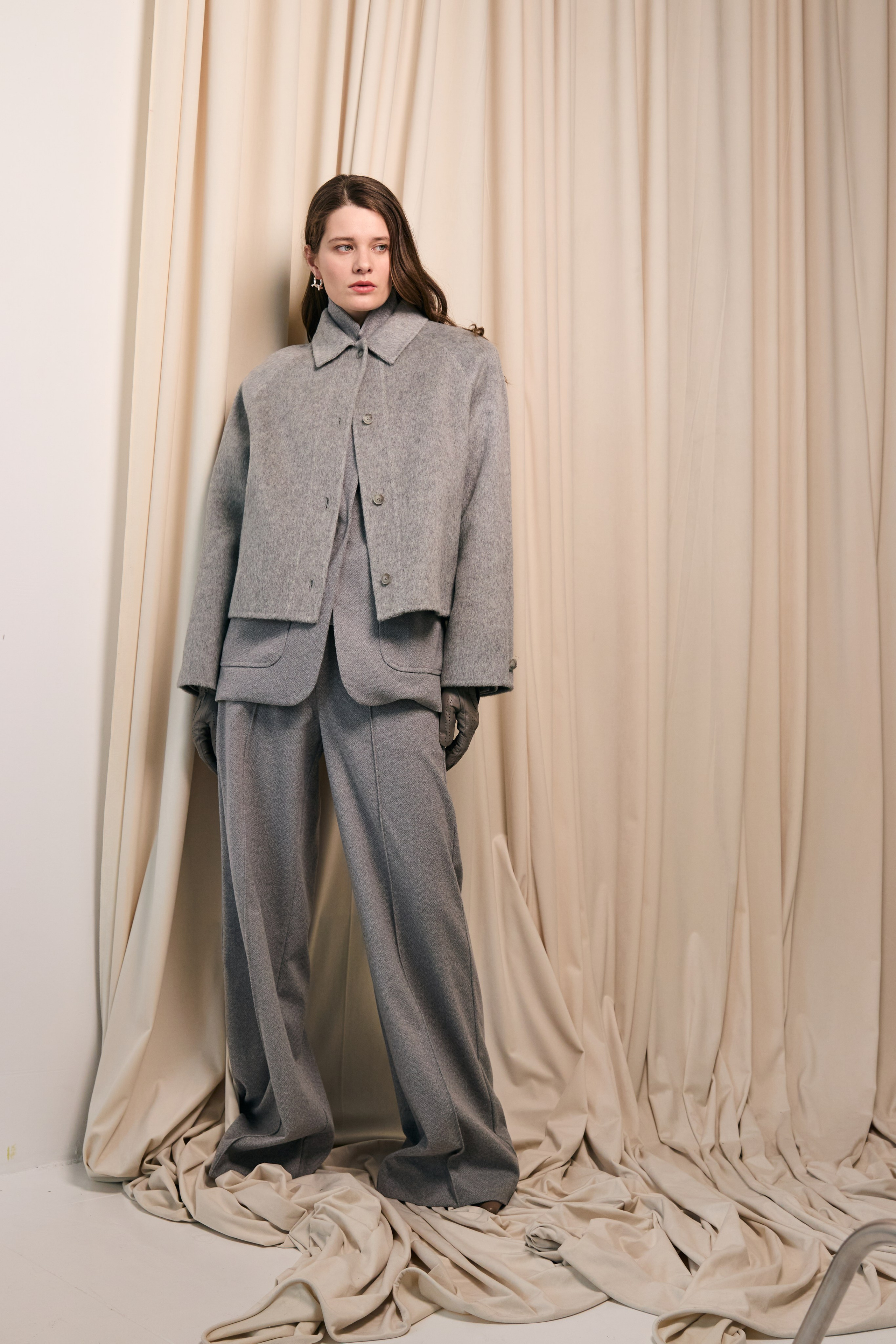 Верхняя одежда. Лукбук — весна. Визажист для брендов, Фэшн продюсер Олеся Глушкова