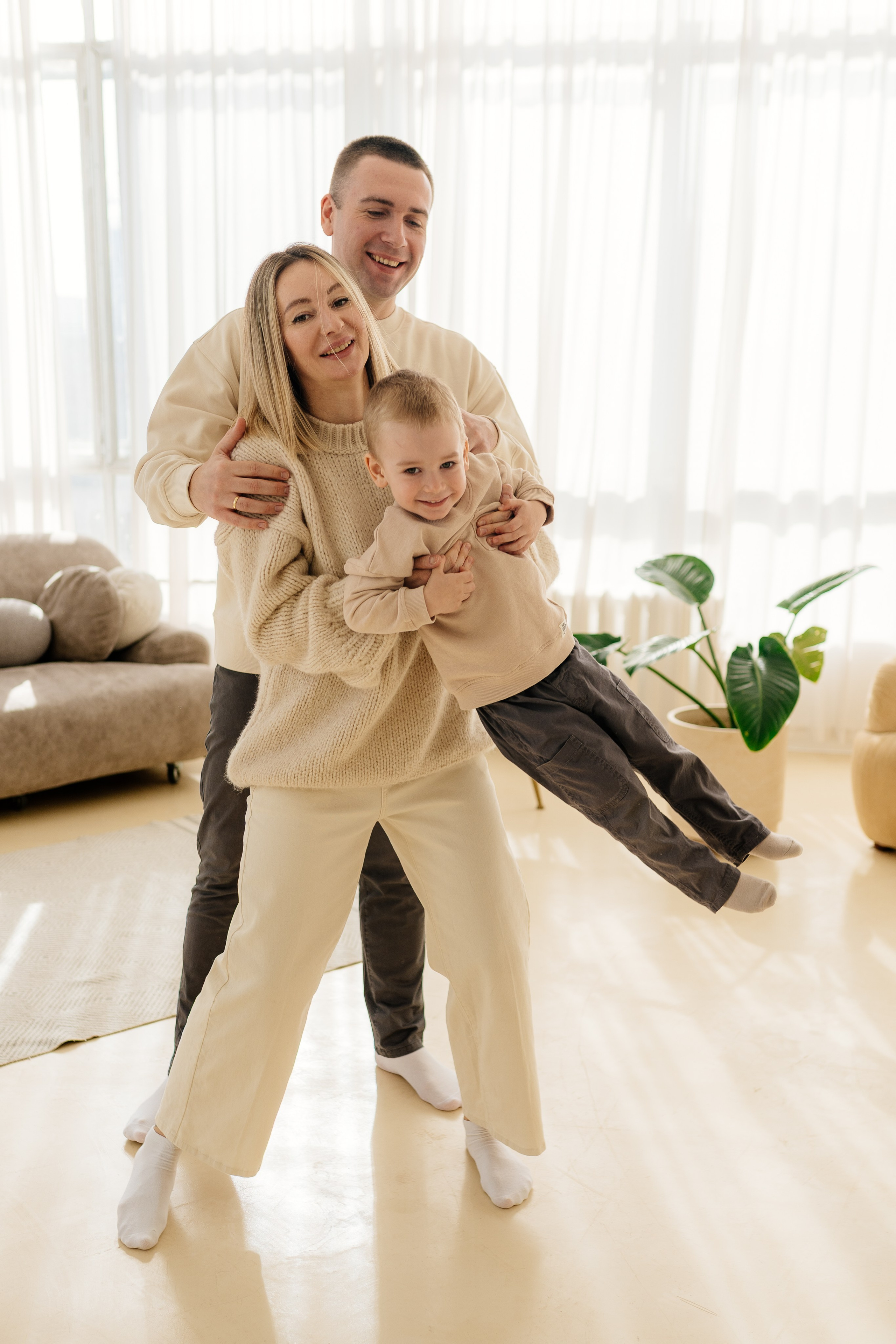 Ольга, Дмитрий и Ваня. Свадебный фотограф в Москве Анна Полушина