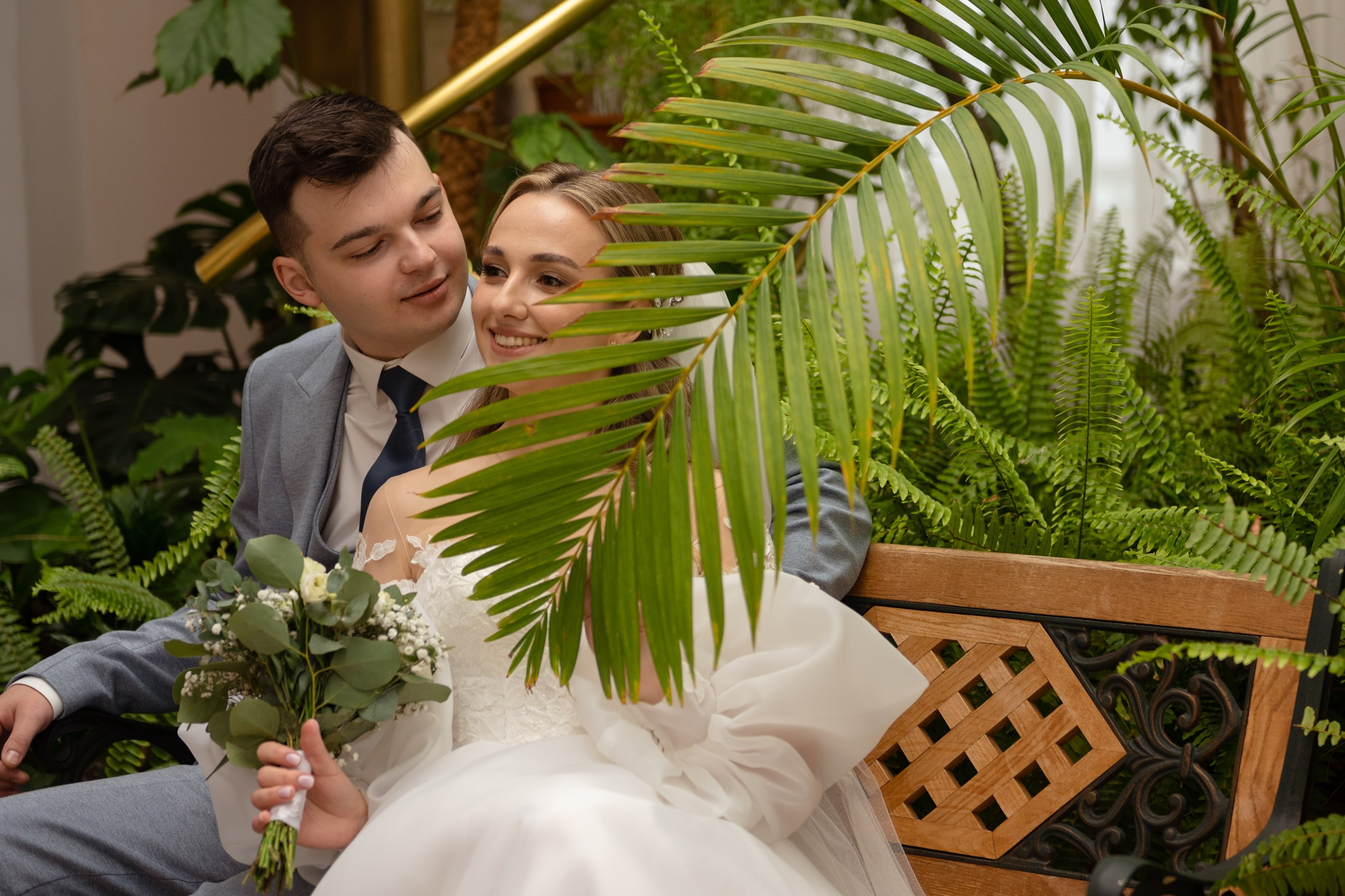 Весь день под дождем, вечером закат на озере. Свадебный и семейный фотограф София Невская