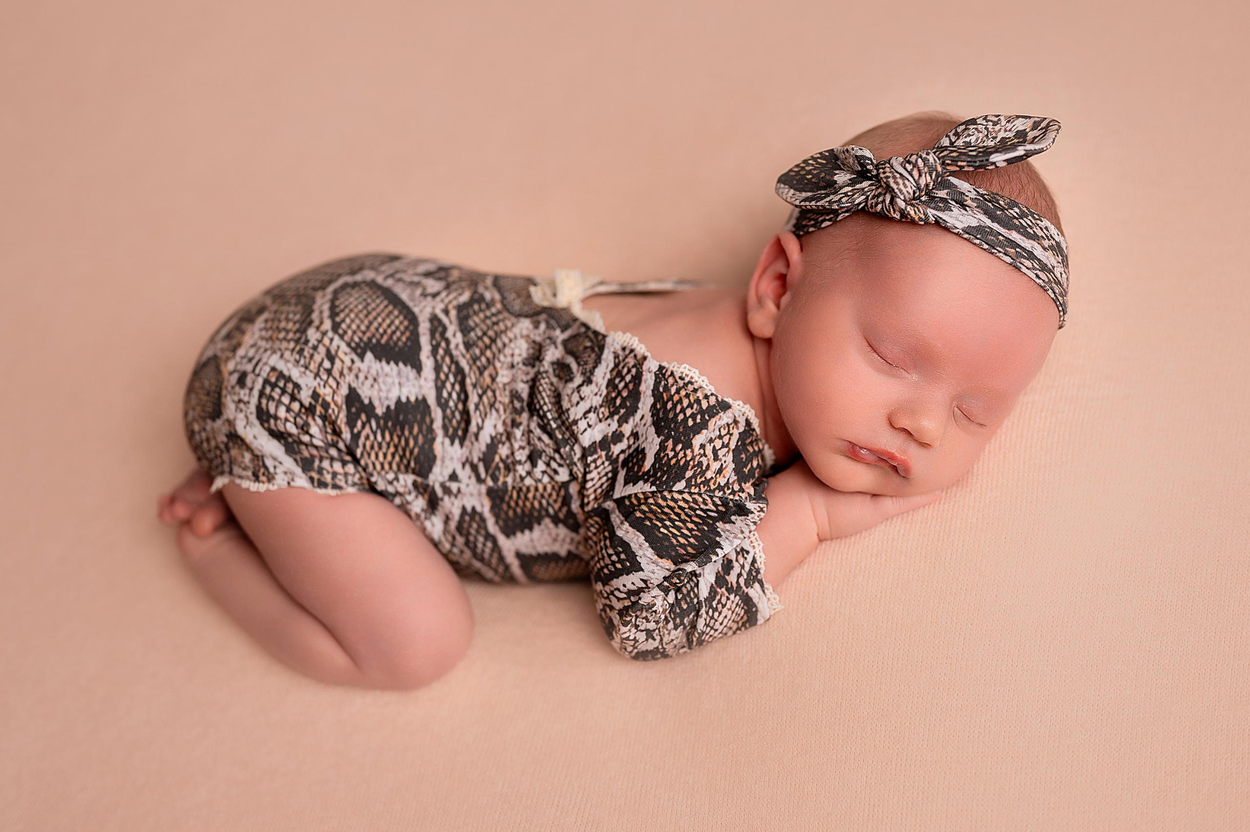 Кирилия. Детский и семейный фотограф в Красноярске. Фотосессии новорожденных малышей до 1 месяца