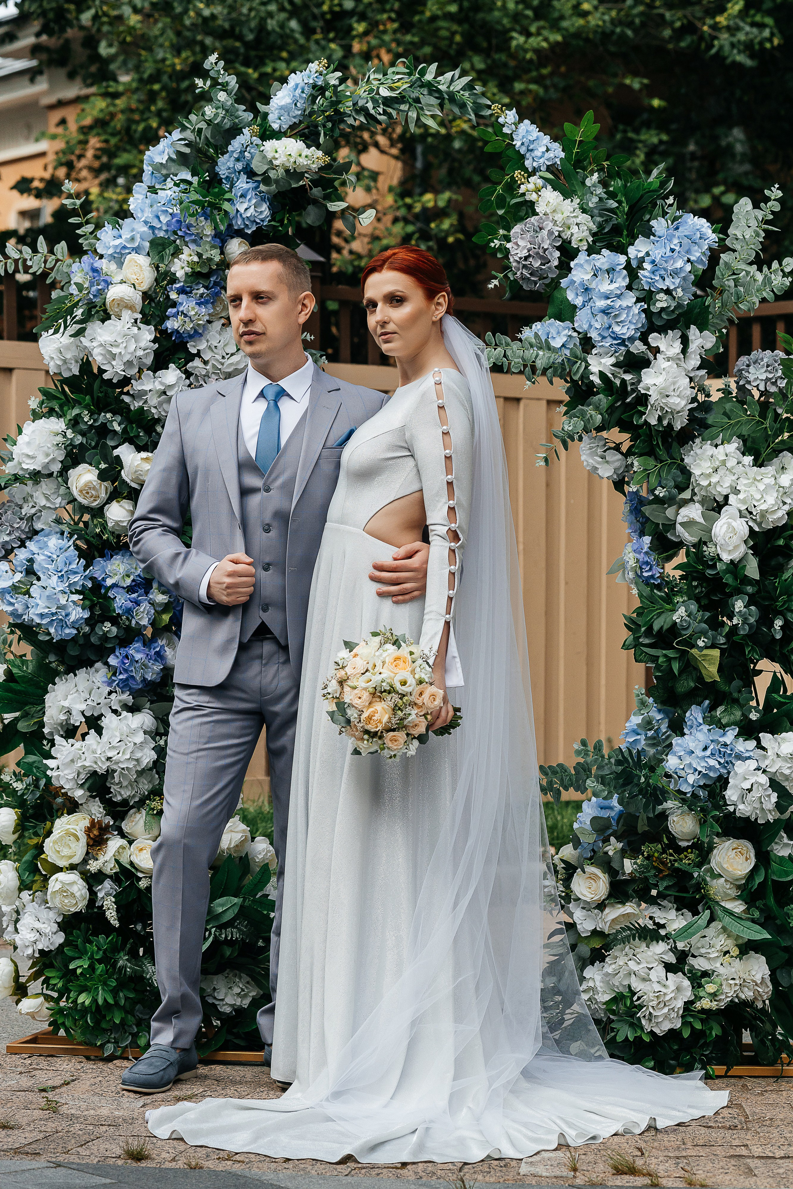 Фотосъемка невесты в эксклюзивном свадебном платье. Олег Сверчков | Свадебный фотограф Вологда