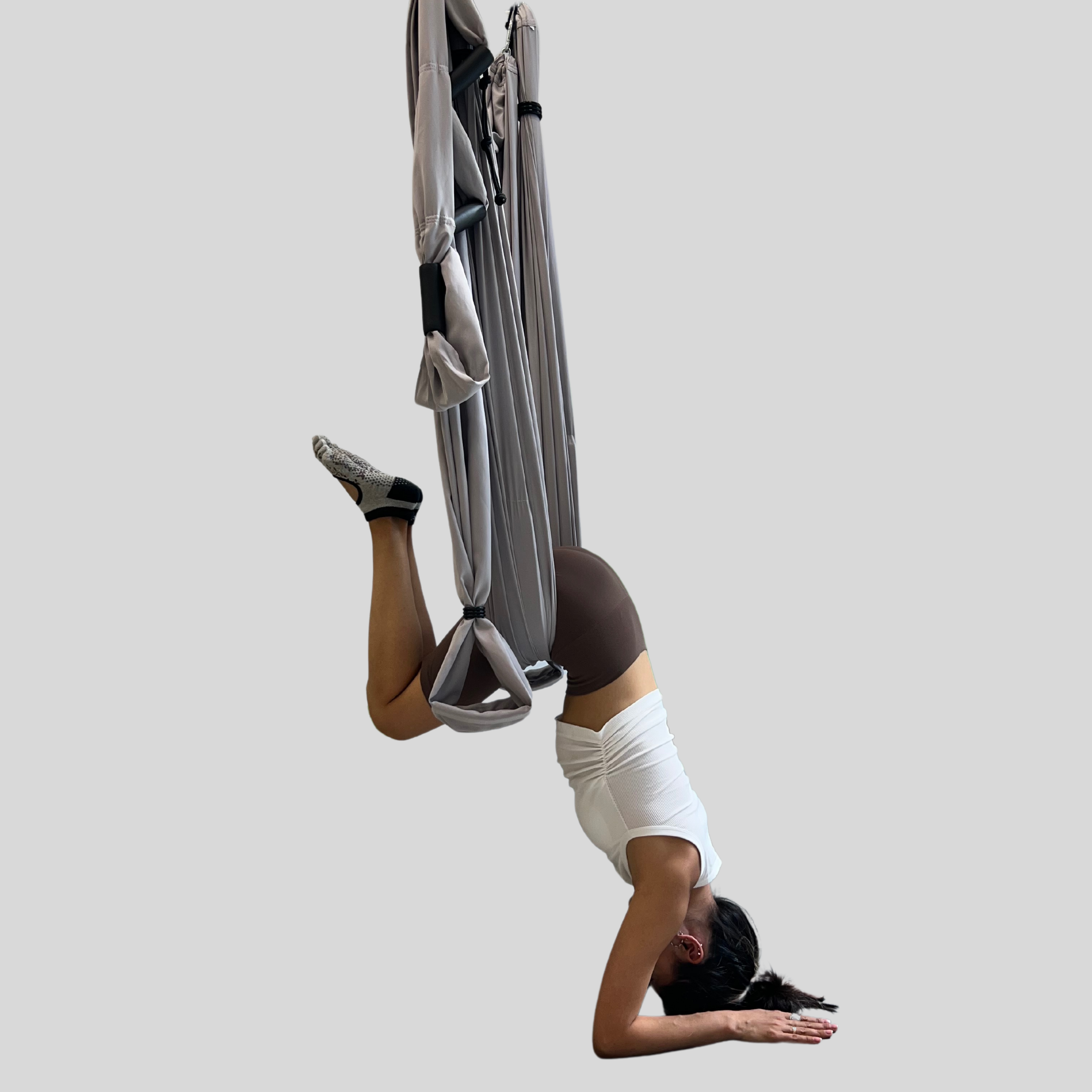 Флай йога, aerial yoga, аэро йога, связка в гамаке, позы в гамаке, aerial yoga exercise, fly yoga practice, fly yoga low, низкий гамак. Преподаю и провожу обучение по флай йоге