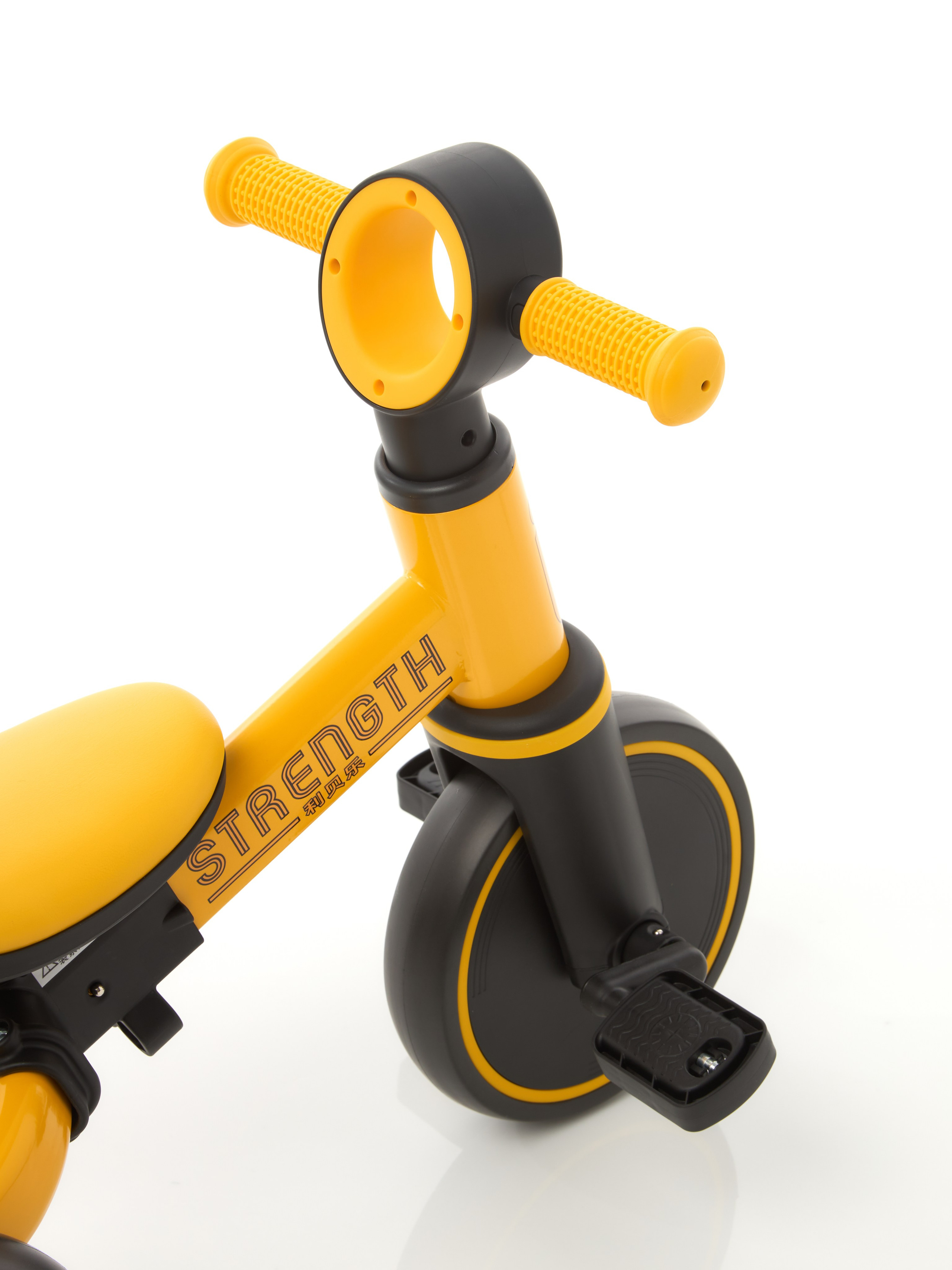 Товары для детей. Предметная фотосъемка в Алматы. Предметный фотограф для маркетплейстов Артур Ахмадиев