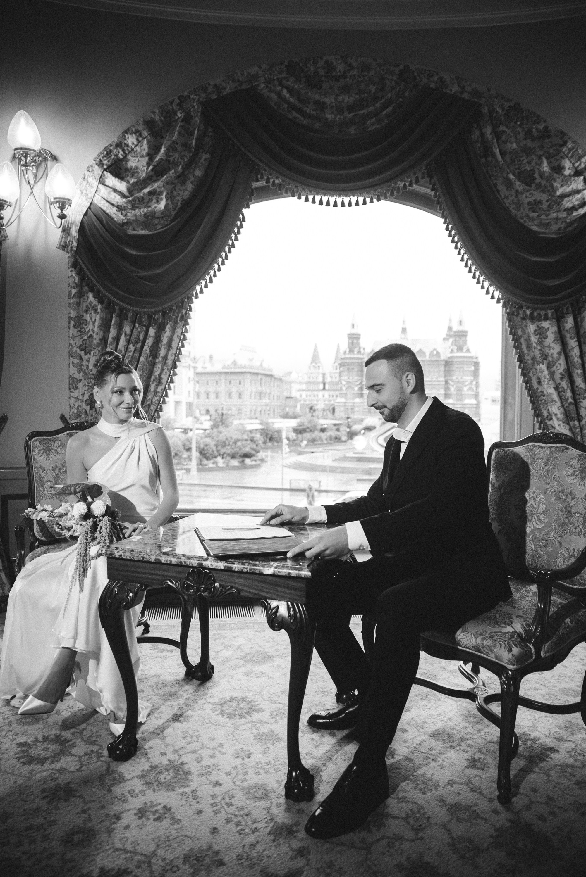 Александр & Ирина (отель/роспись). Свадебный, семейный, женский фотограф в Москве, Мытищах, Королёве Ксения Узилле